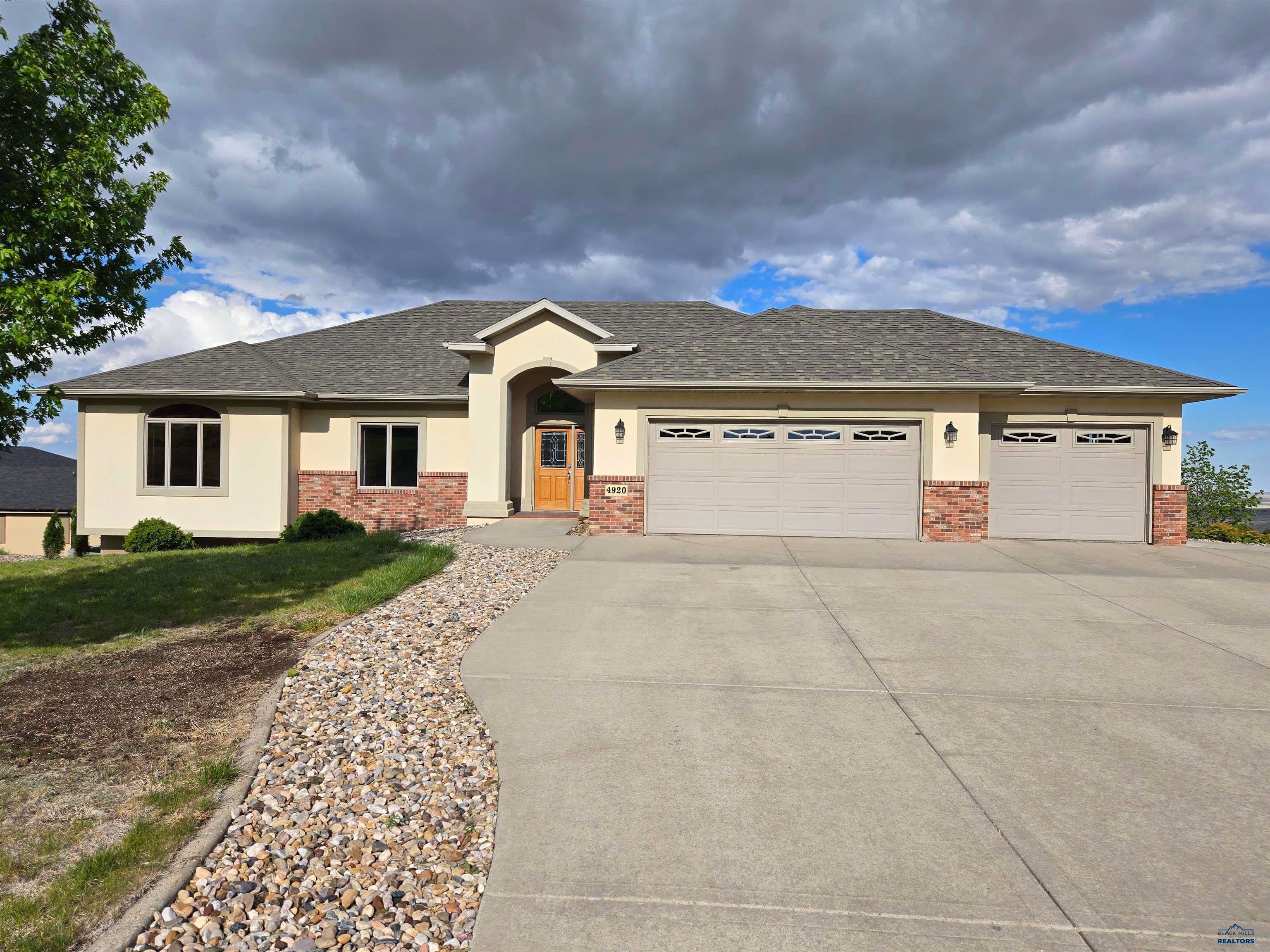 4920 Enchanted Pines Dr — photo