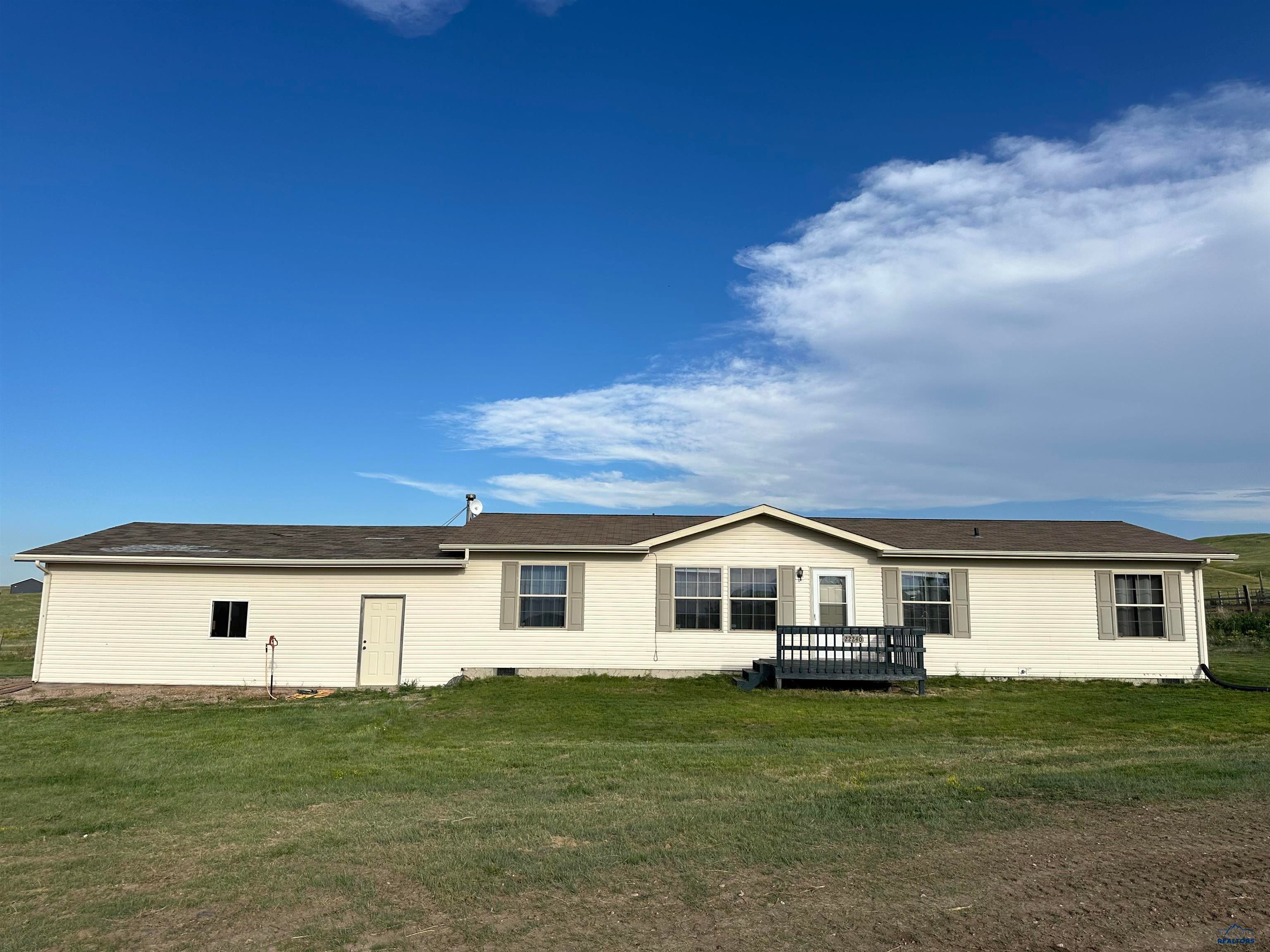 22240 School Rd — photo