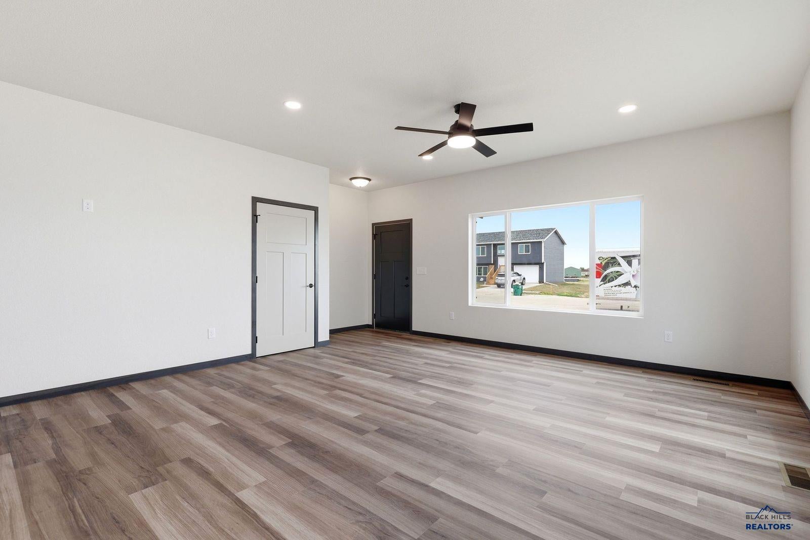 518 Alpha Ave, Box Elder, SD 57719 — photo 3