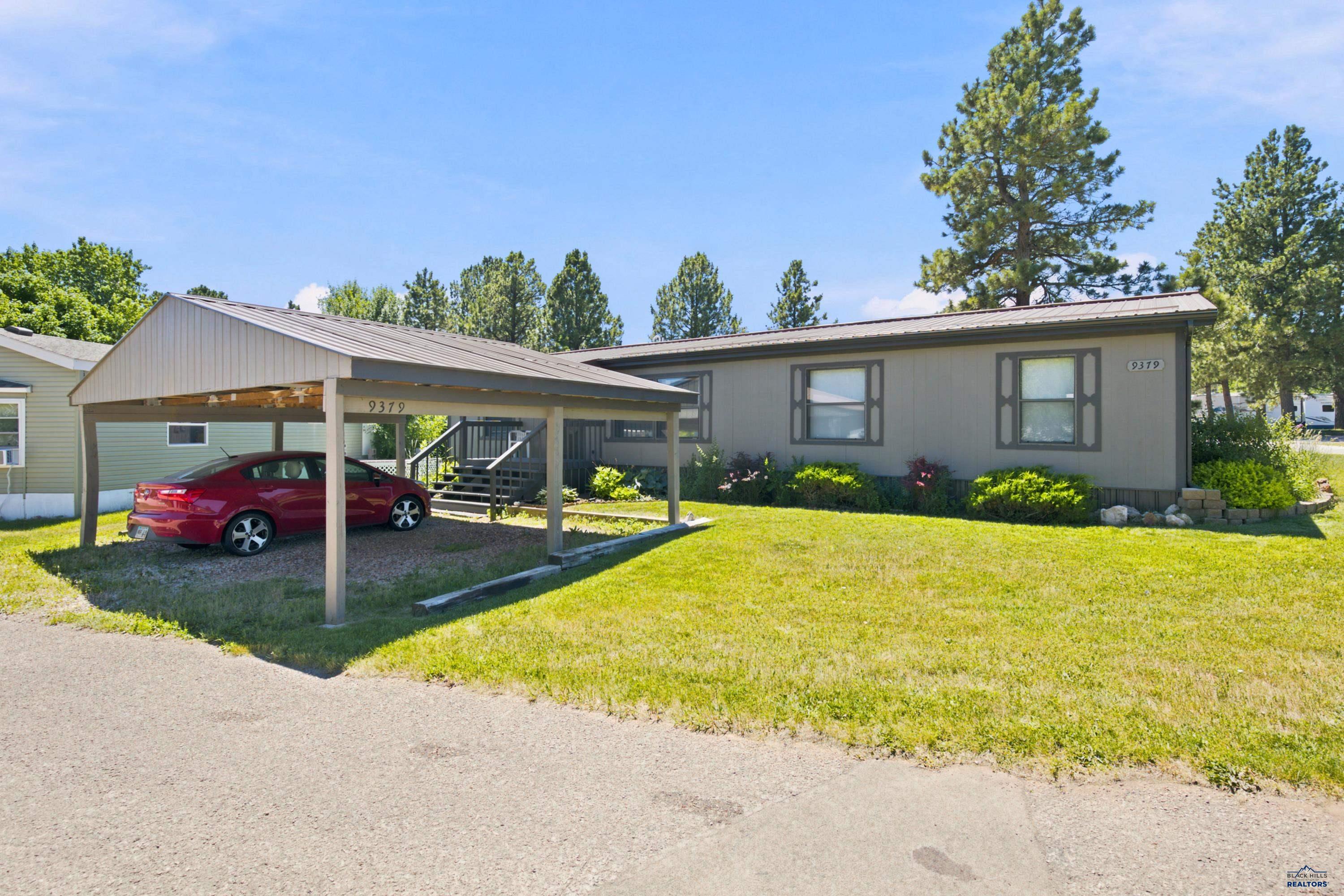 9379 Heritage Dr — photo