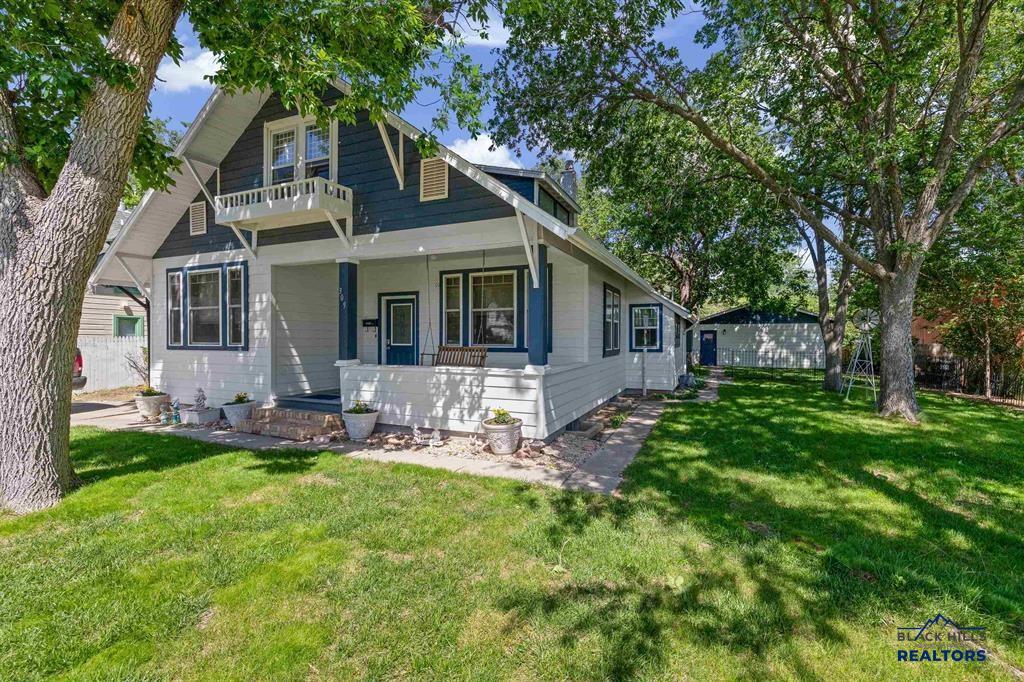 309 S 14th, Hot Springs, SD 57747