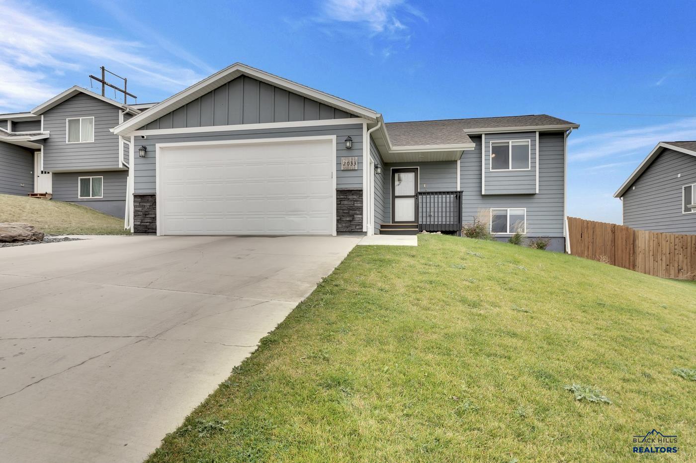 2033 E Philadelphia, Rapid City, SD 57703