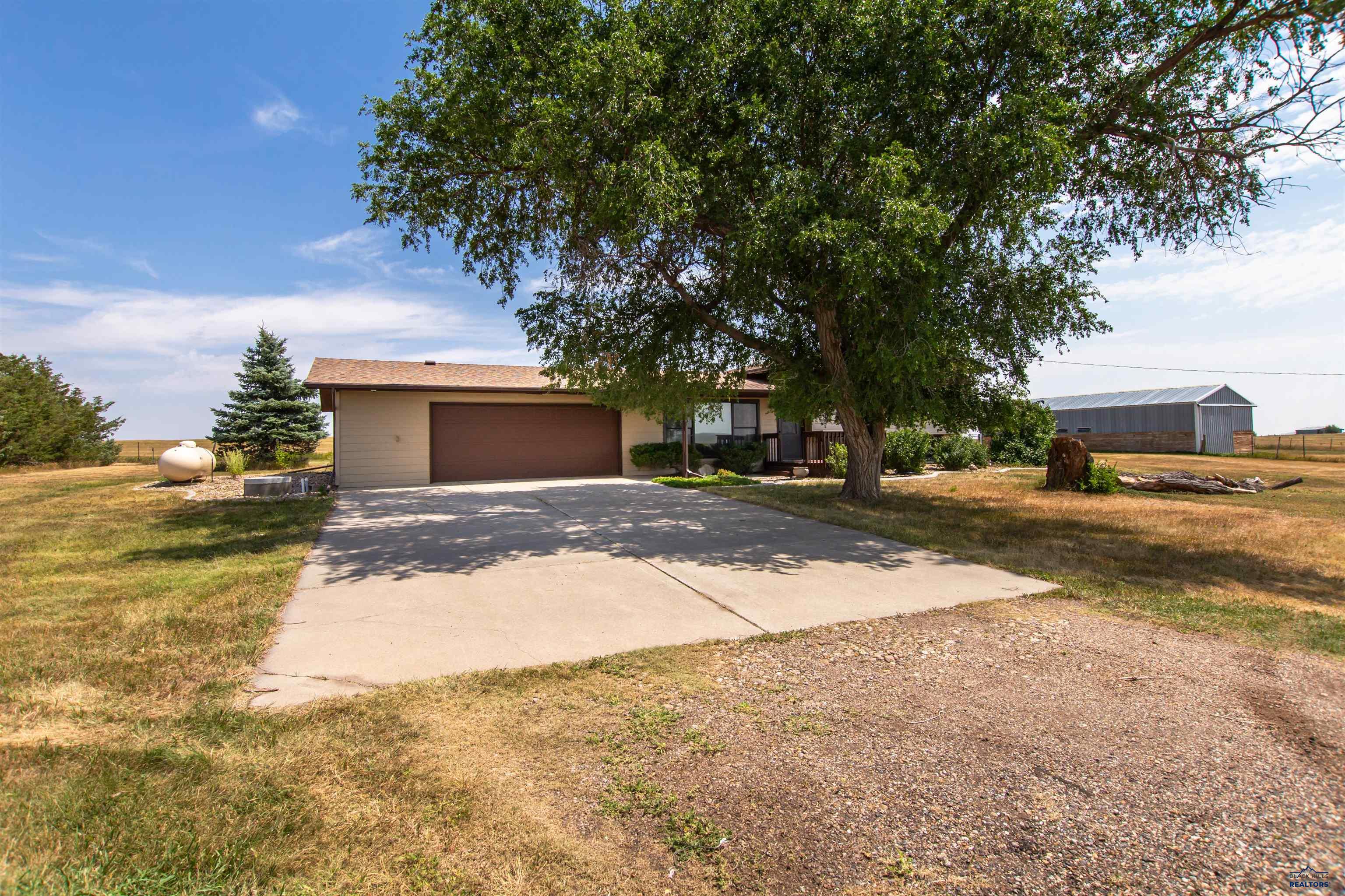 15810 E Hwy 44, Caputa, SD 57725 — photo 2