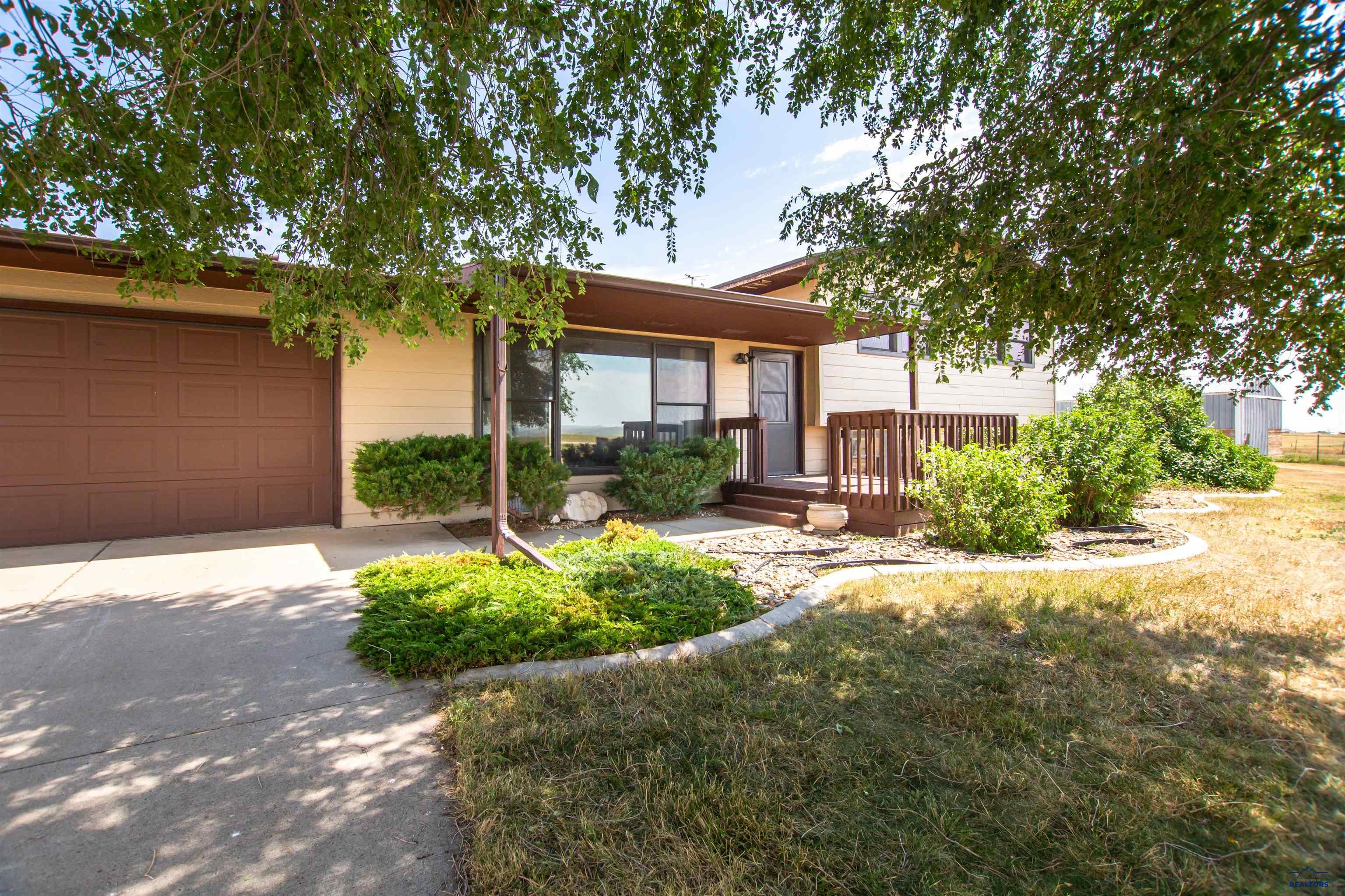 15810 E Hwy 44, Caputa, SD 57725 — photo 3