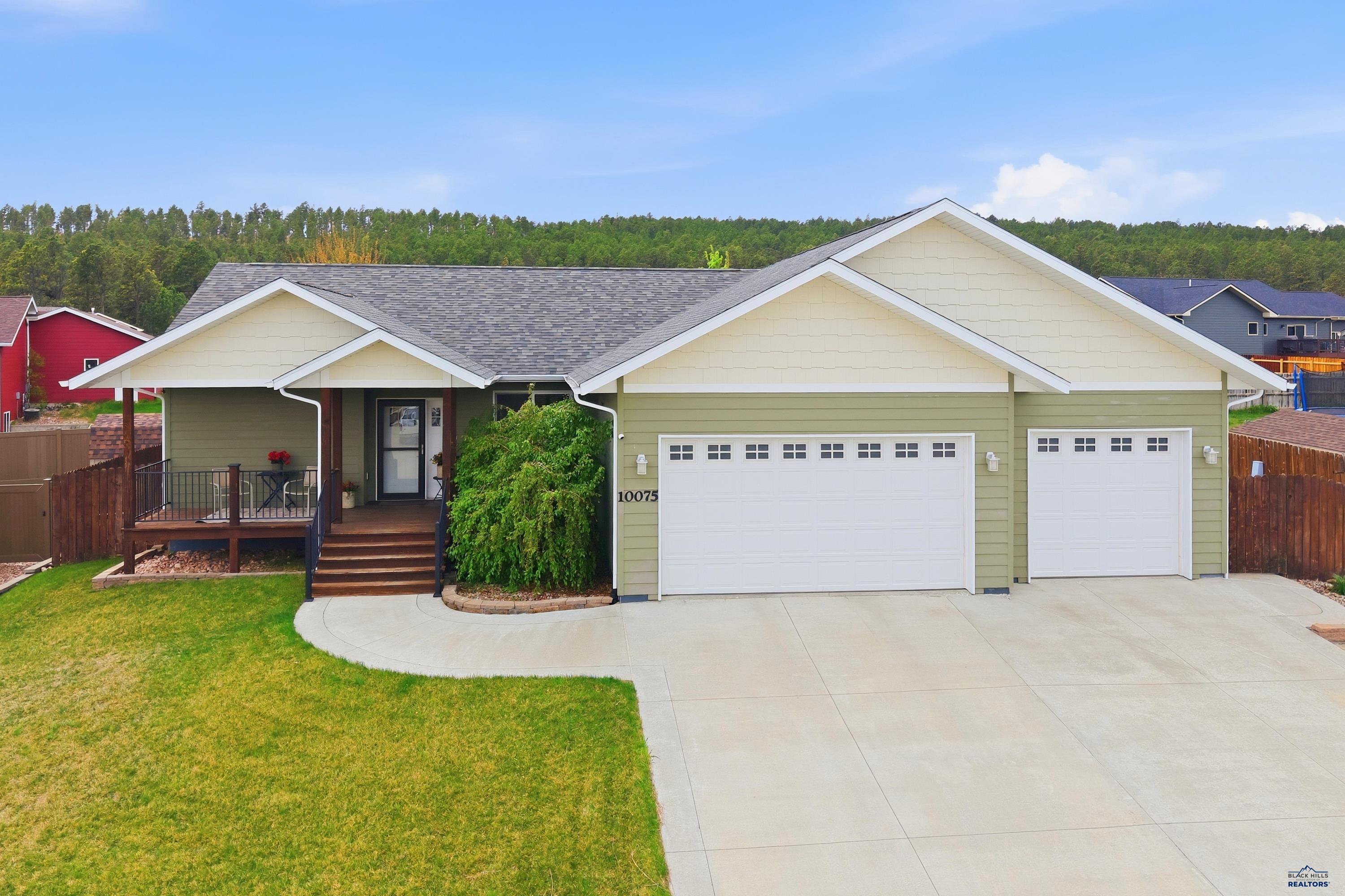 10075 Laramie Ln — photo