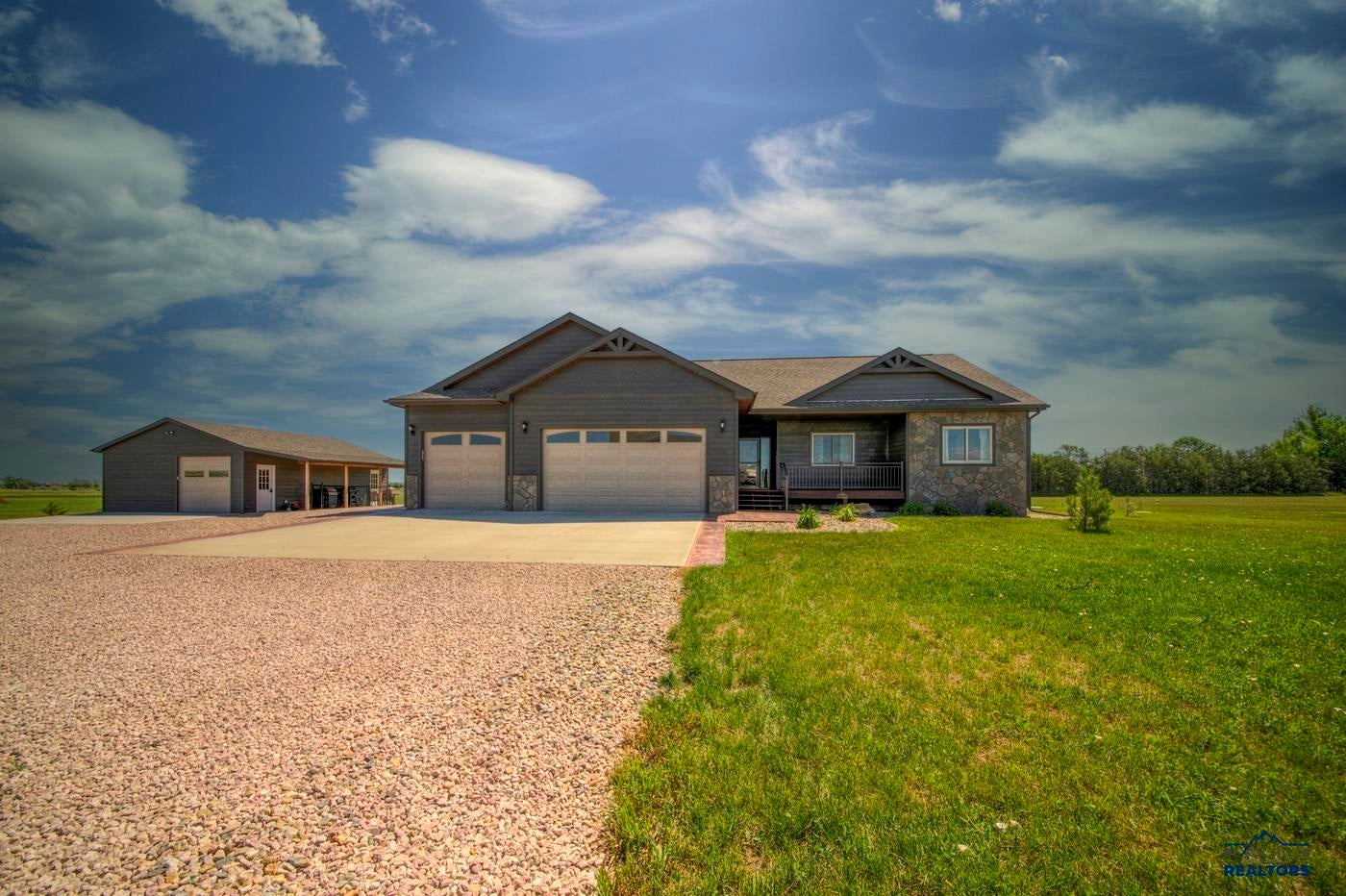 16564 Red Cedar Rd — photo