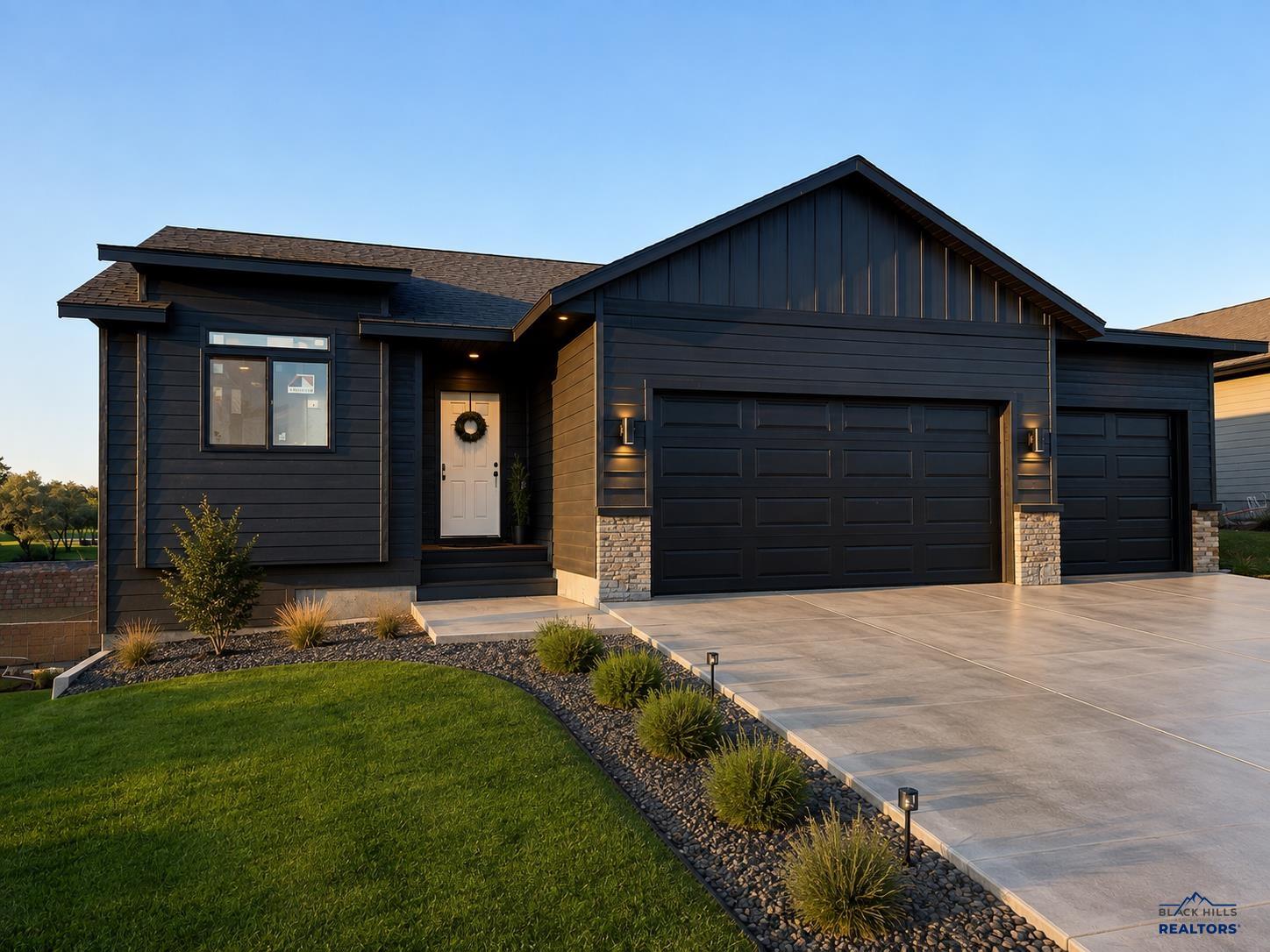 1041 Cobalt Dr — photo