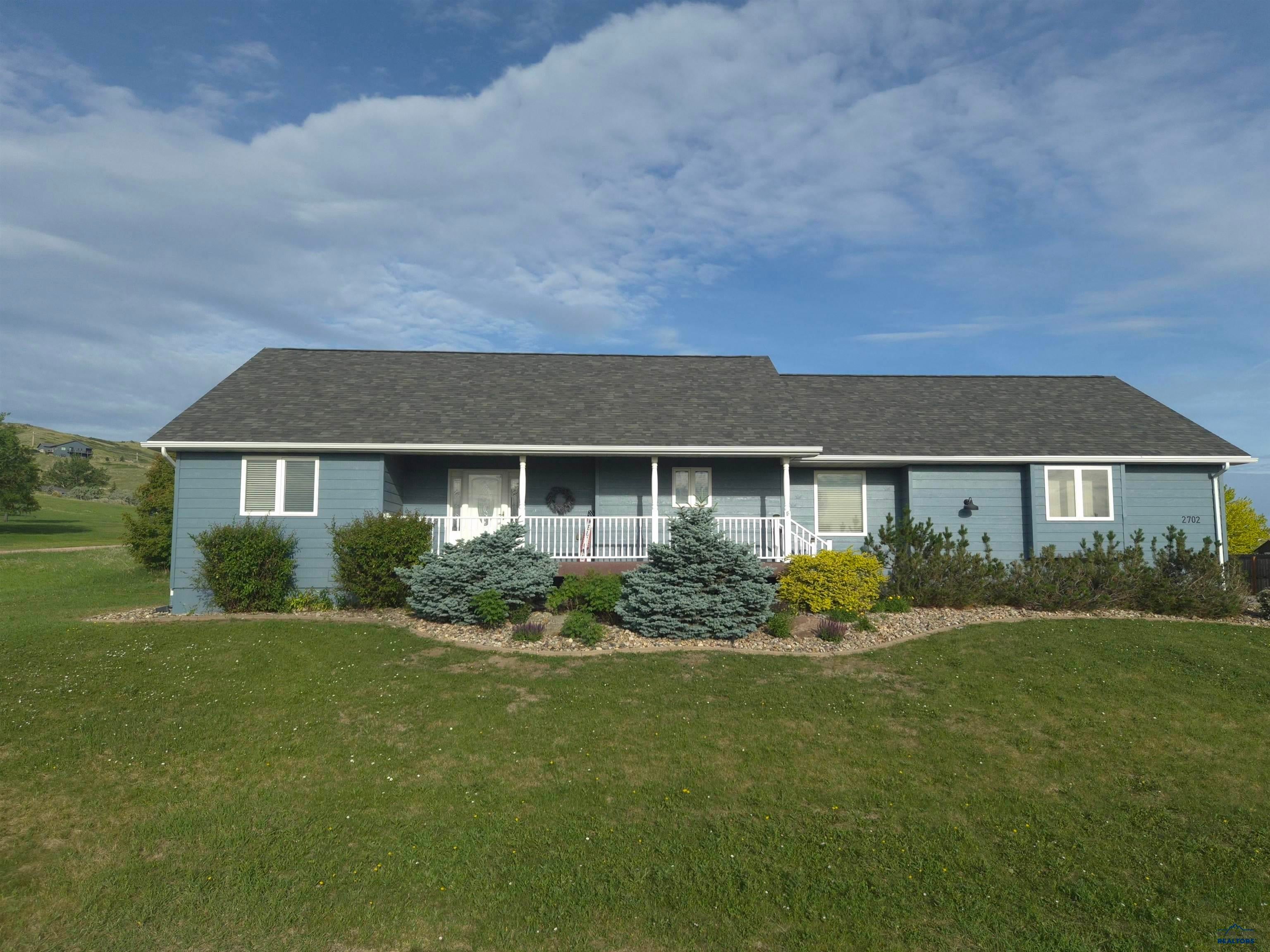 2702 Wildhorse Dr — photo