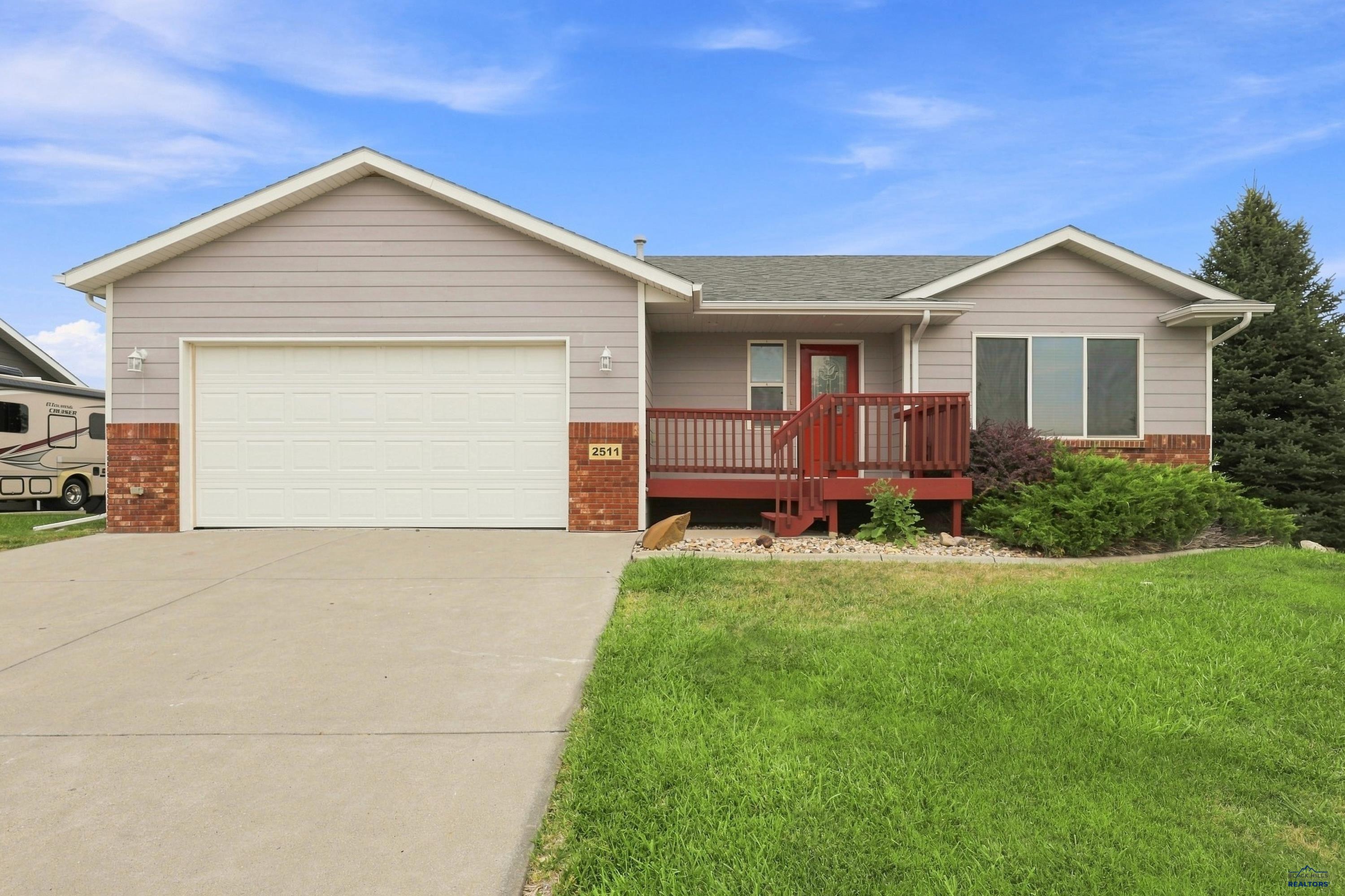 2511 Merlot Dr — photo