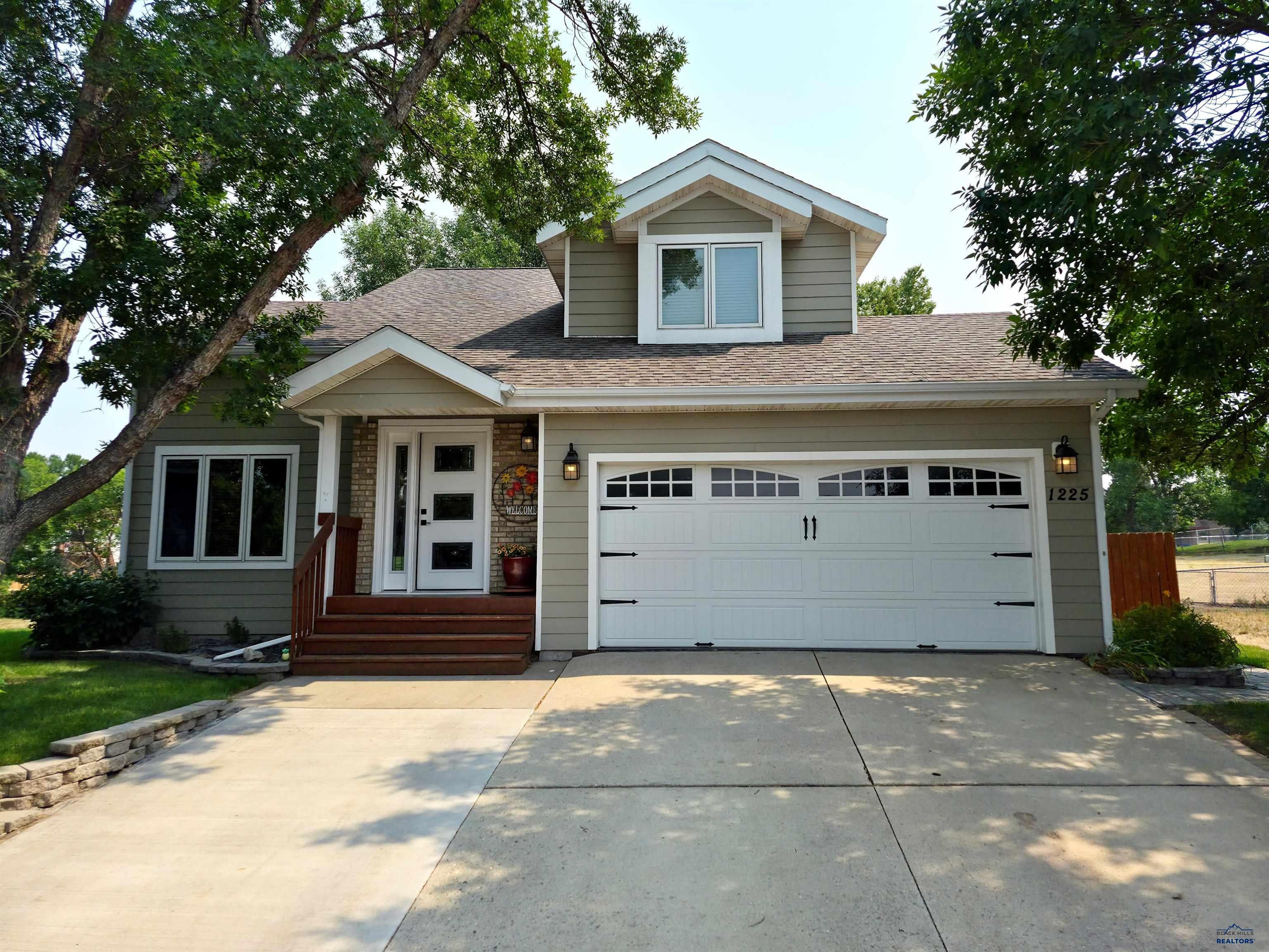 1225 Clover Ridge Ct — photo