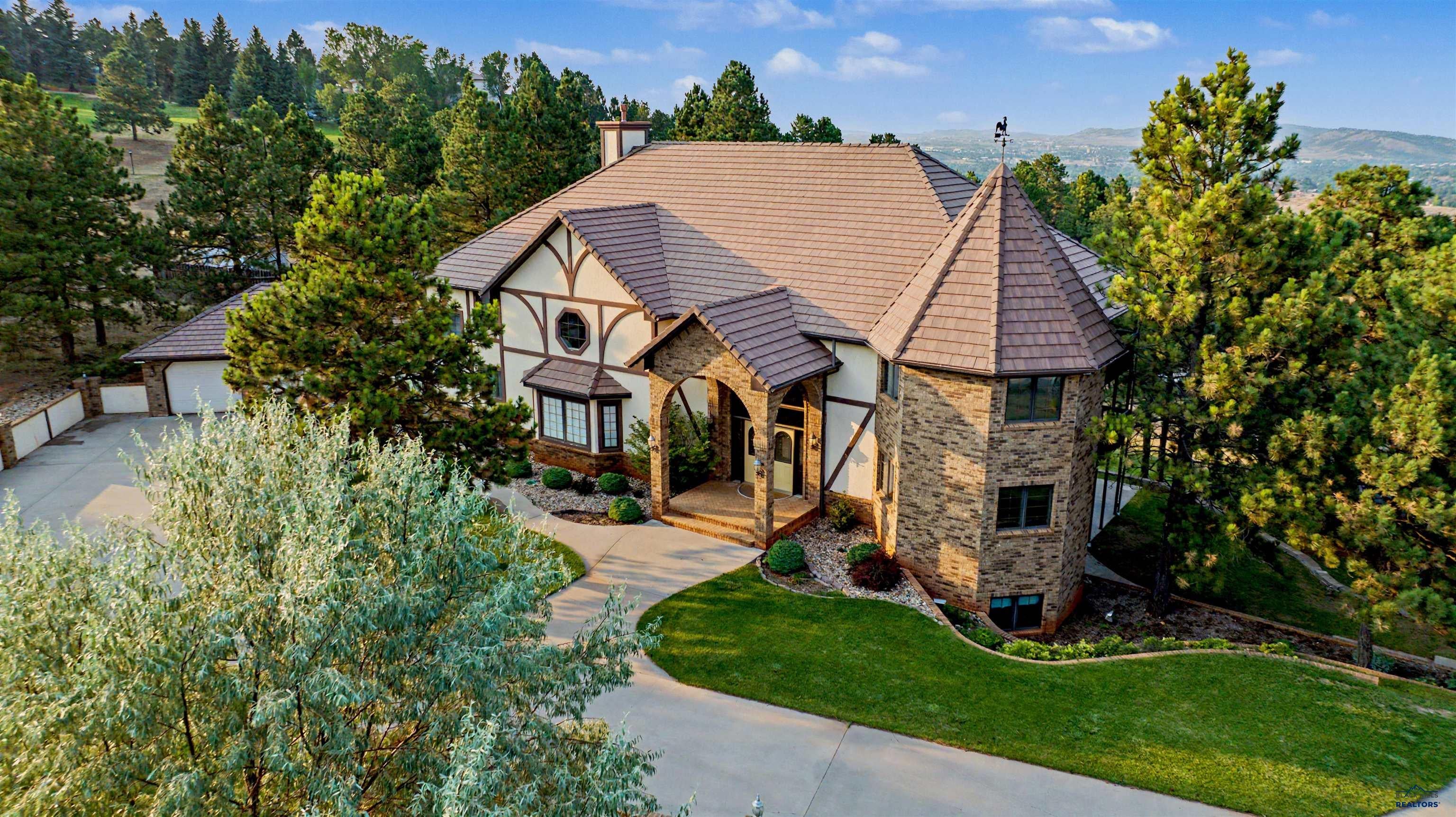 5325 Carriage Hills Pl — photo