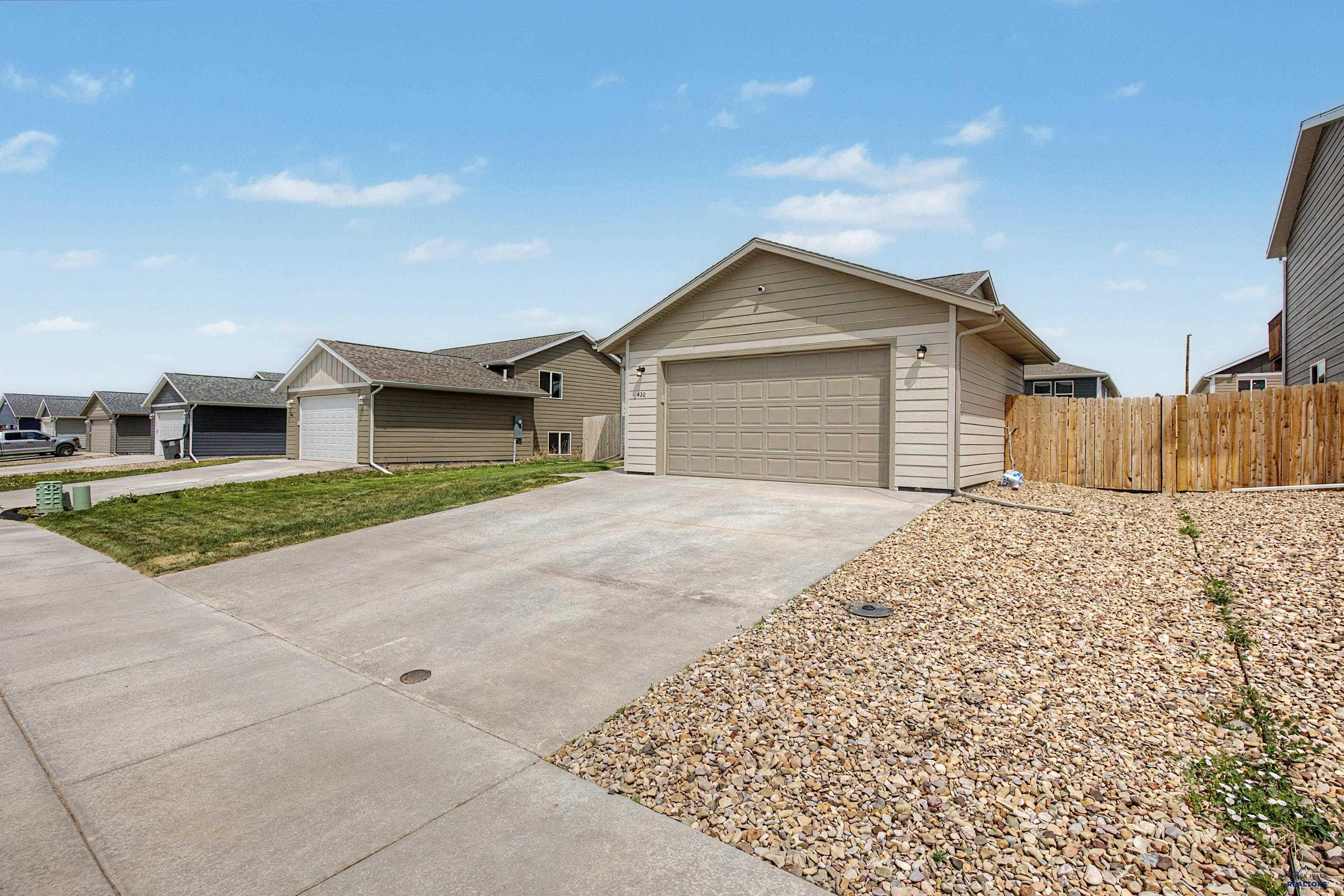 420 Yelner Drive, Box Elder, SD 57719 — photo 3