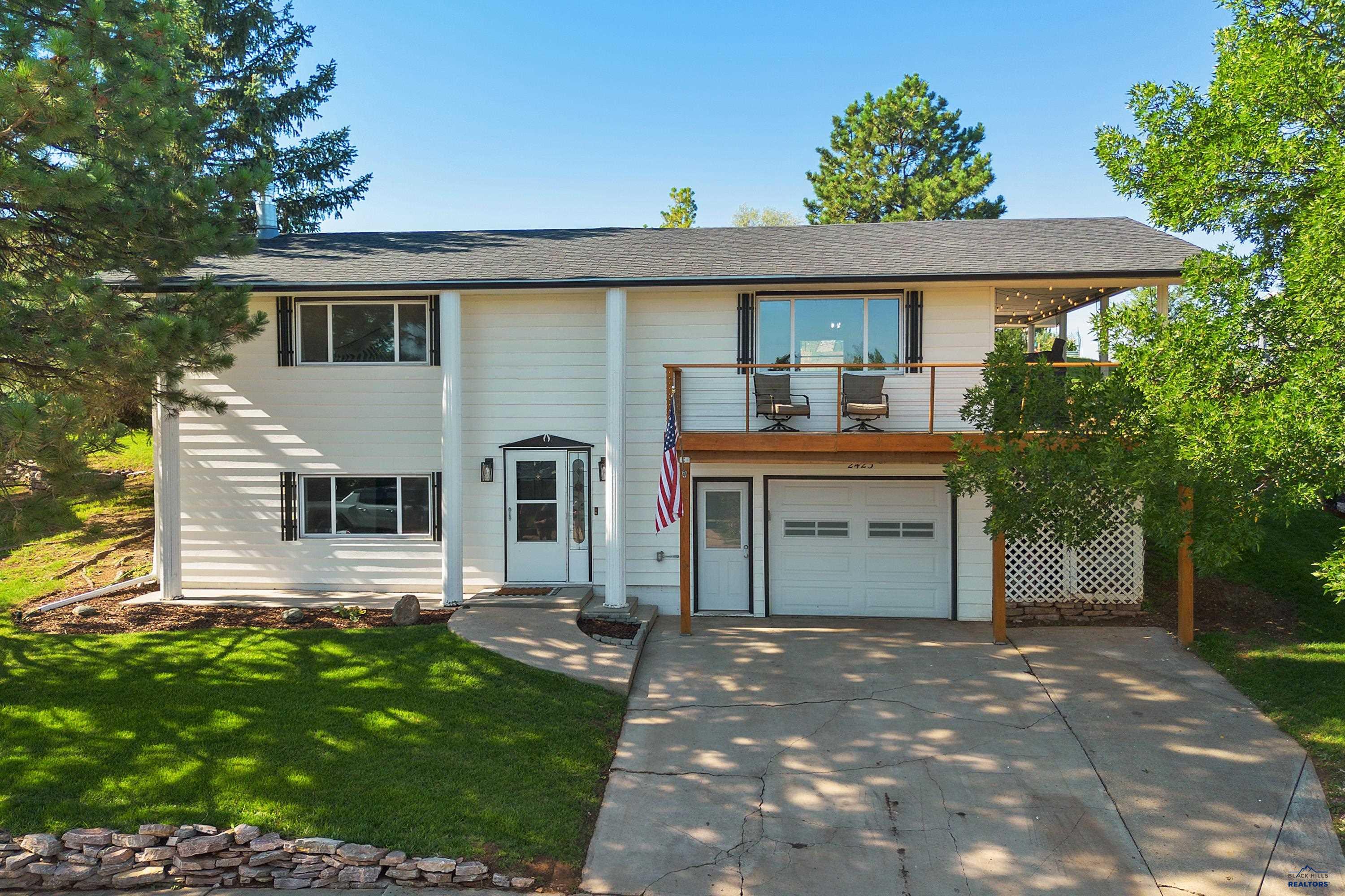 2423 Cameron Drive — photo