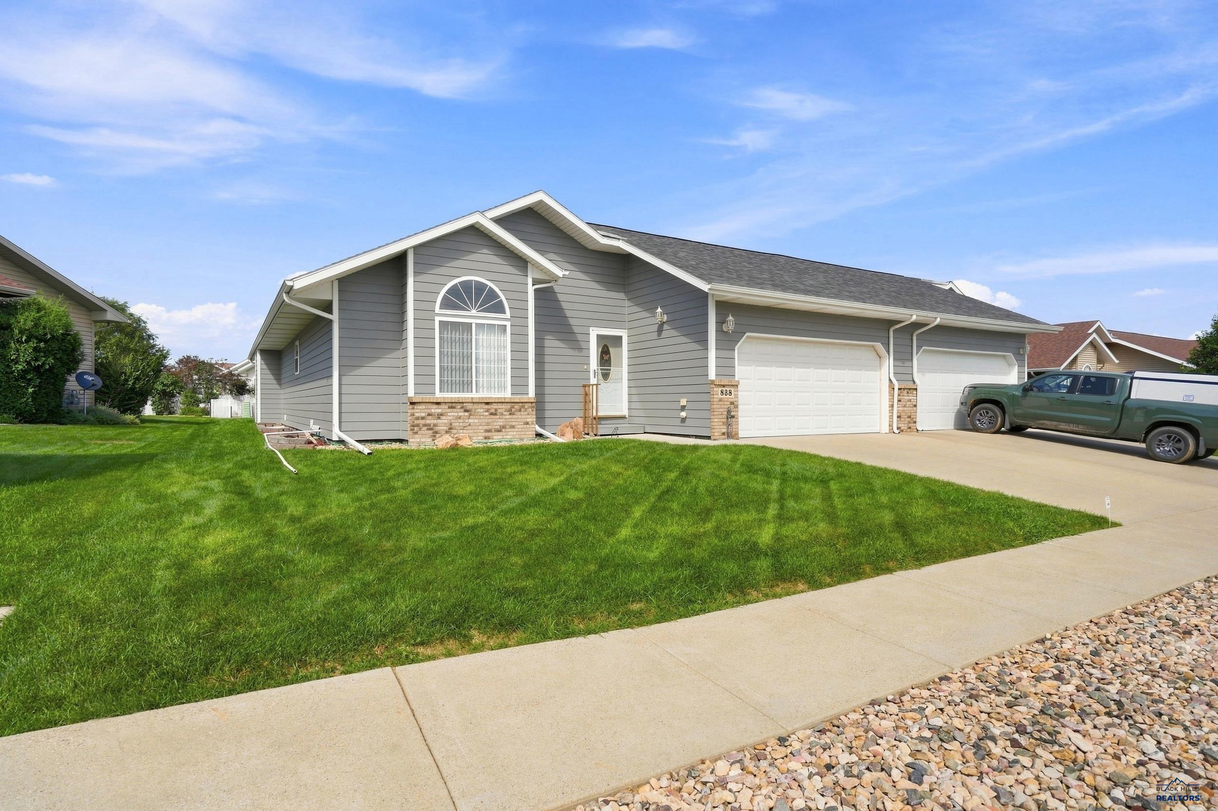 838 Sagewood, Rapid City, SD 57701 — photo 2