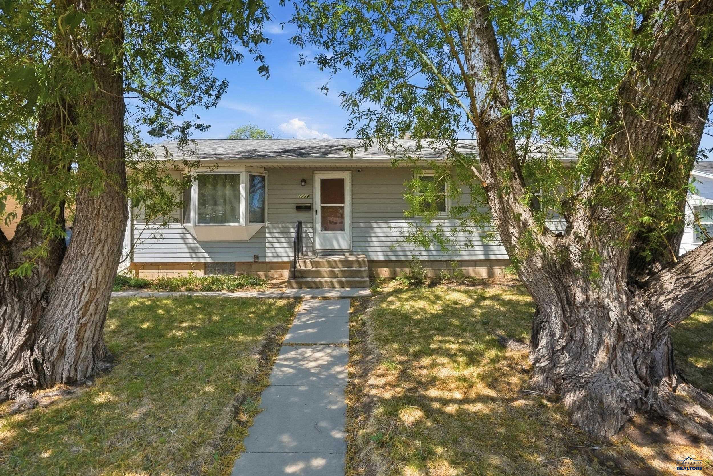 1739 Lodge, Rapid City, SD 57702 — photo 2