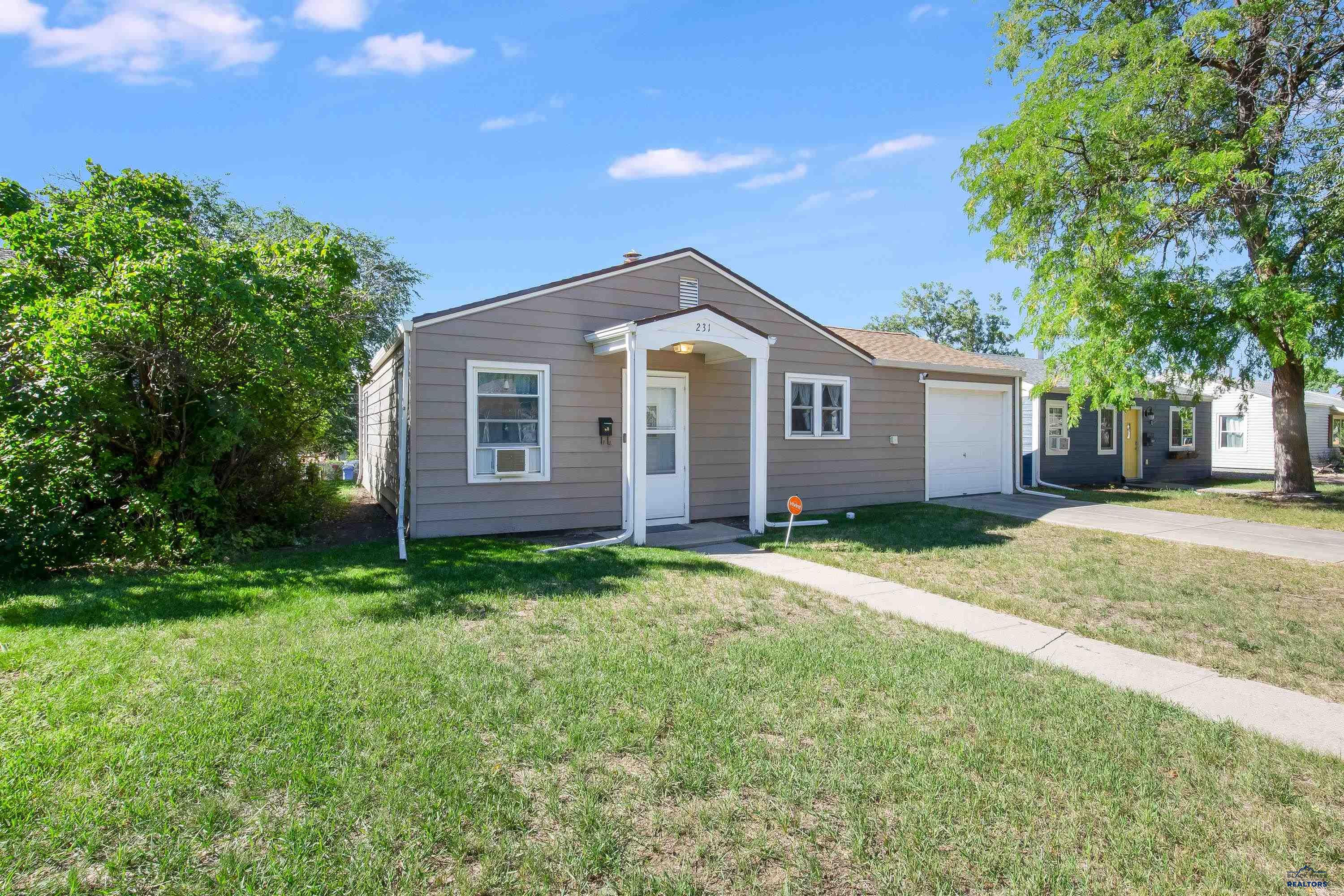 231 E St Andrew, Rapid City, SD 57701 — photo 2