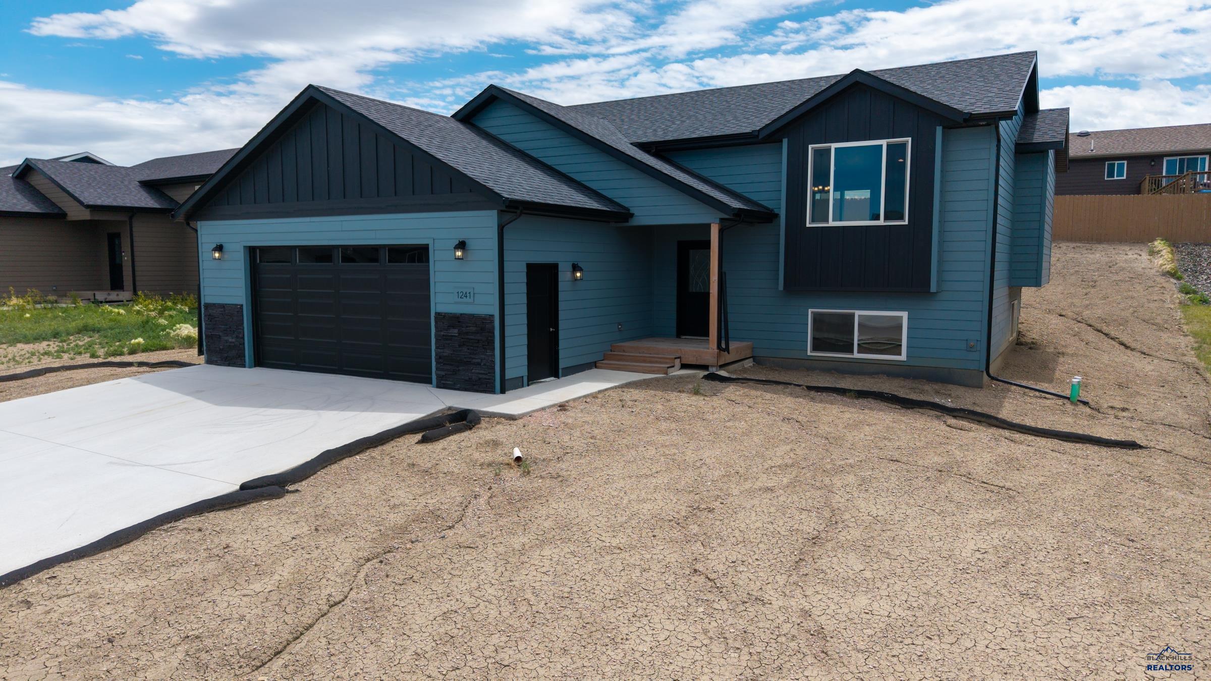 1241 Kenai Dr — photo