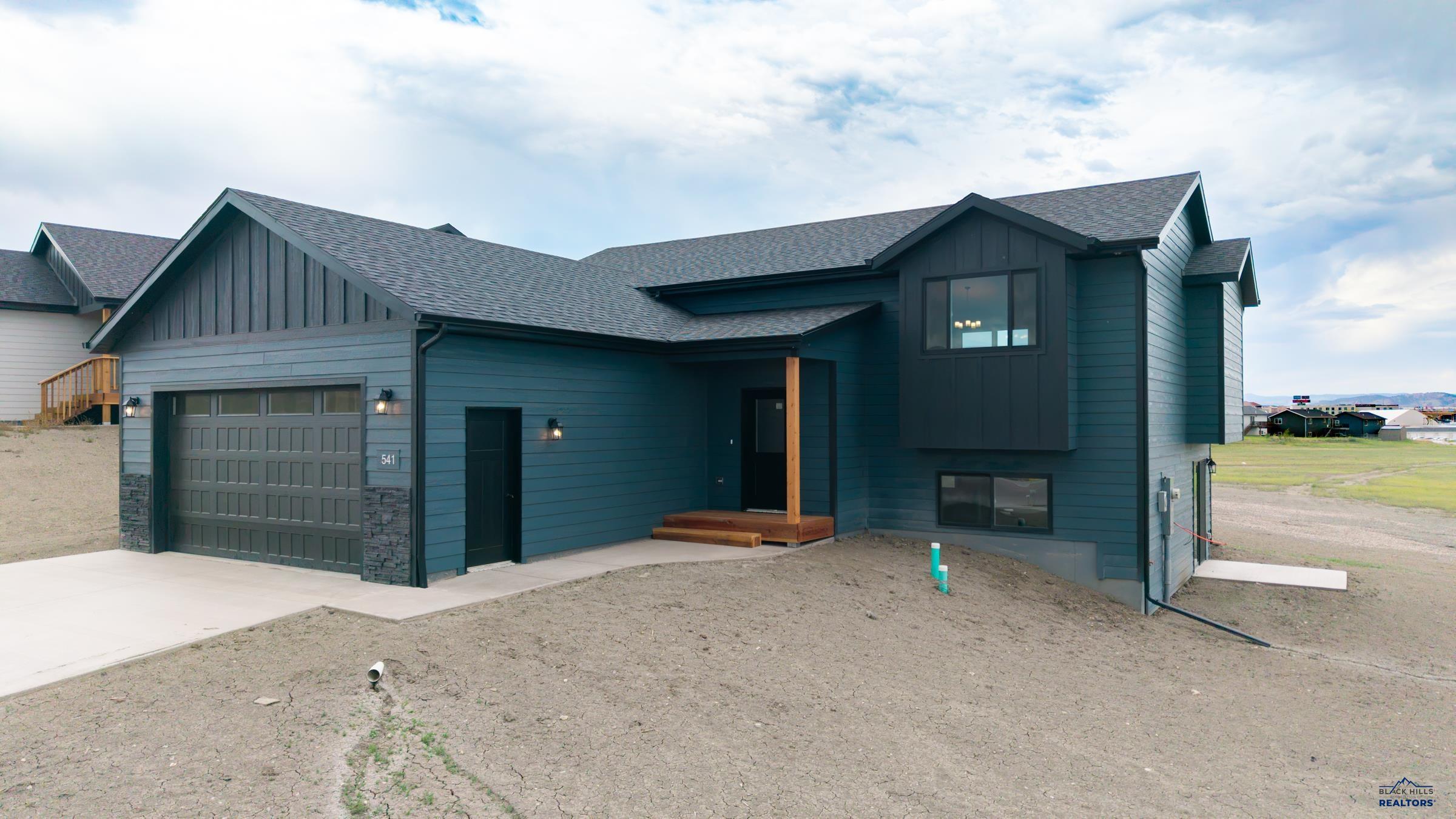 541 Denali Dr — photo
