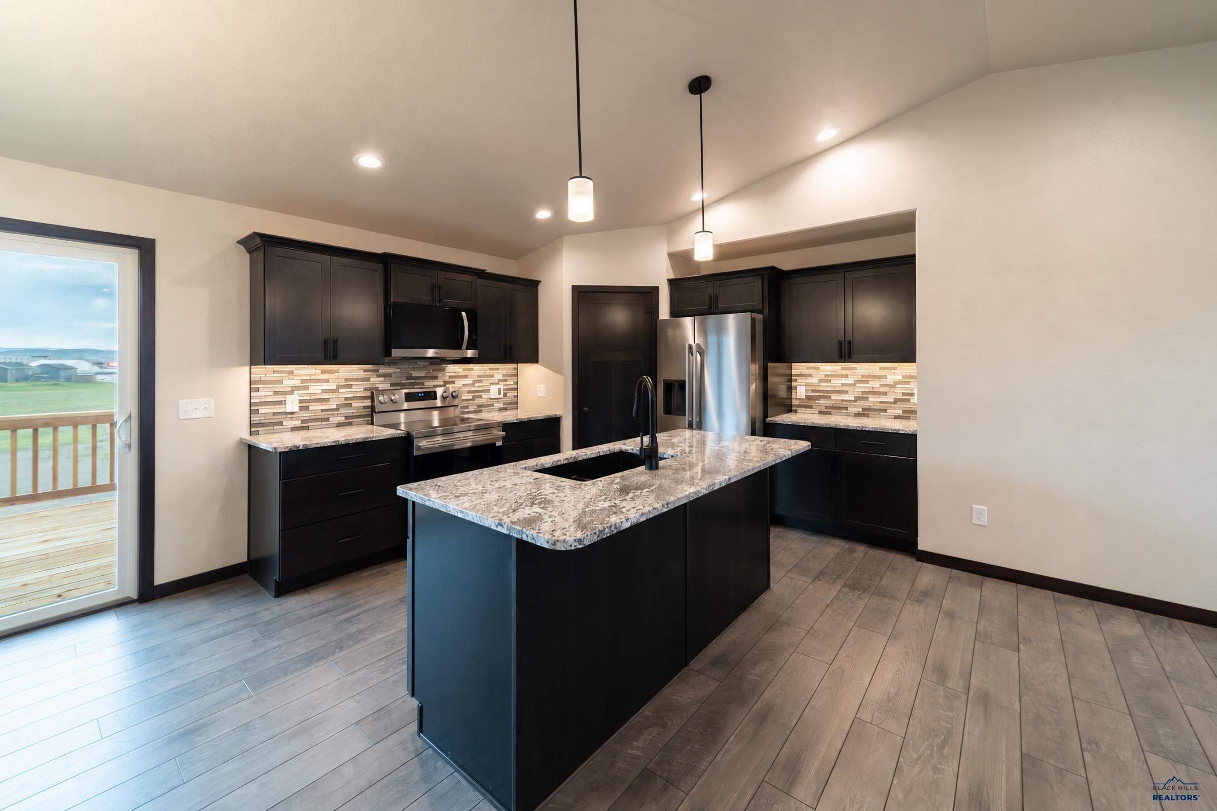 541 Denali Dr, Box Elder, SD 57719 — photo 2