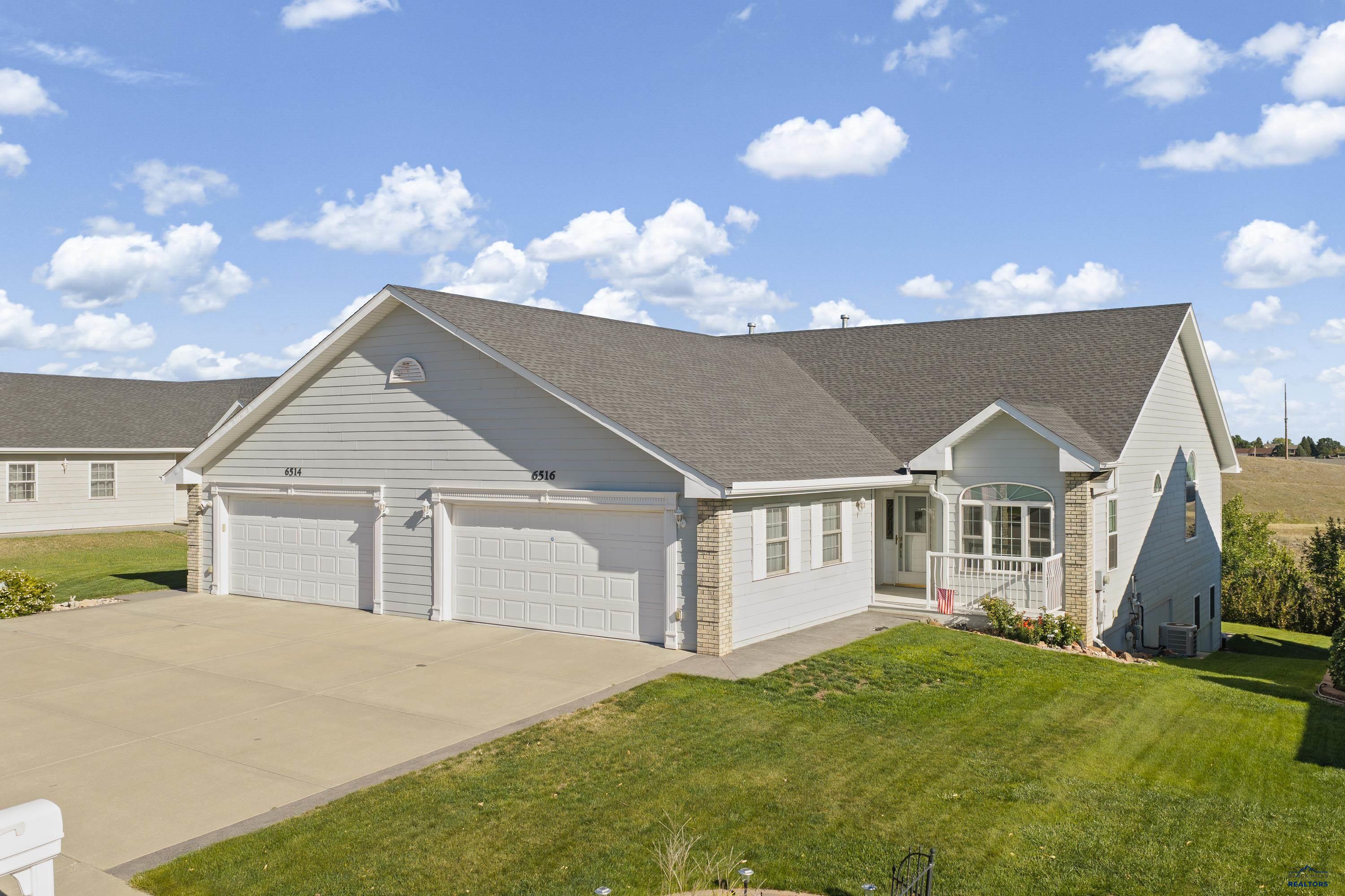 6516 Wellington Dr — photo