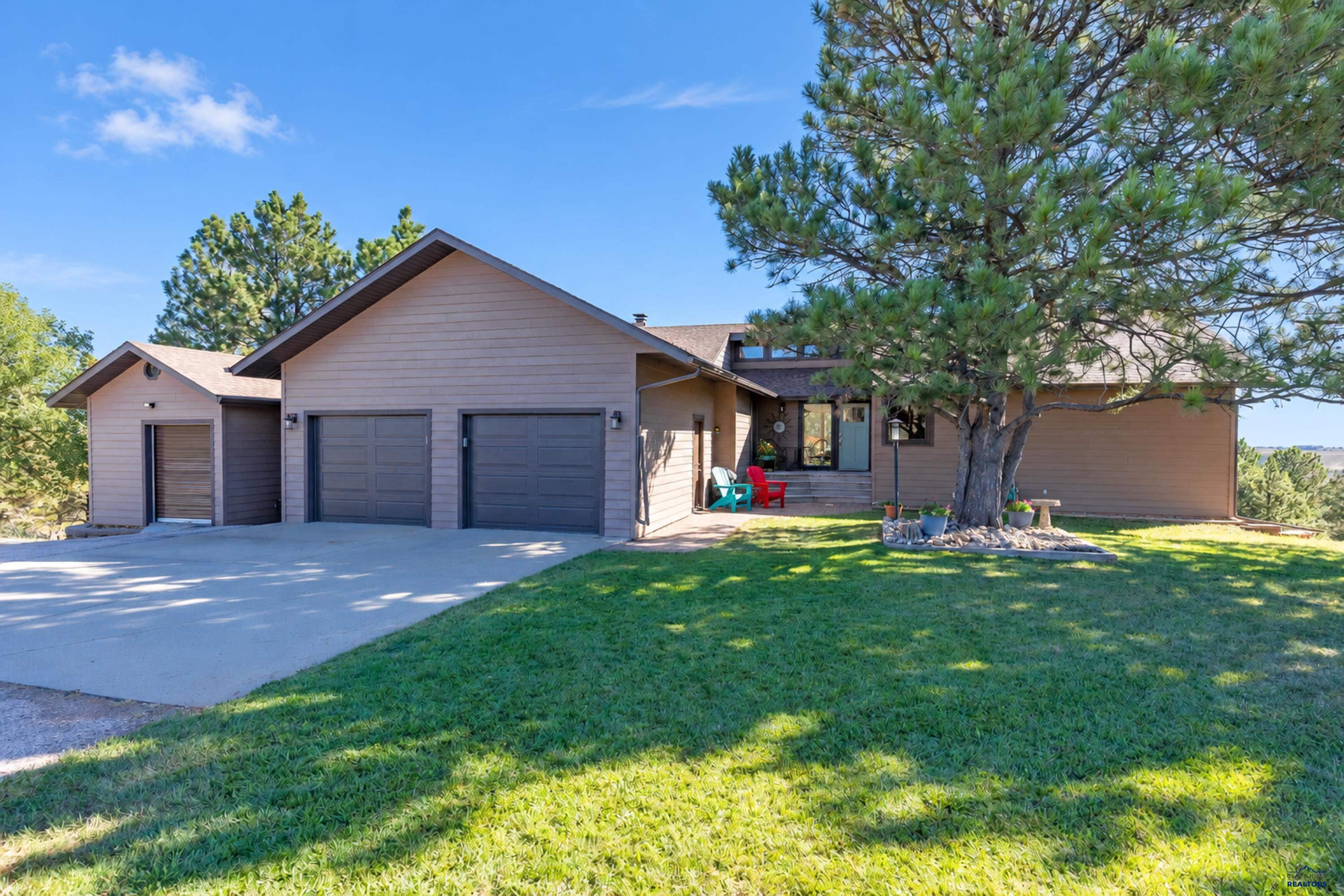 6009 Wildwood Dr — photo