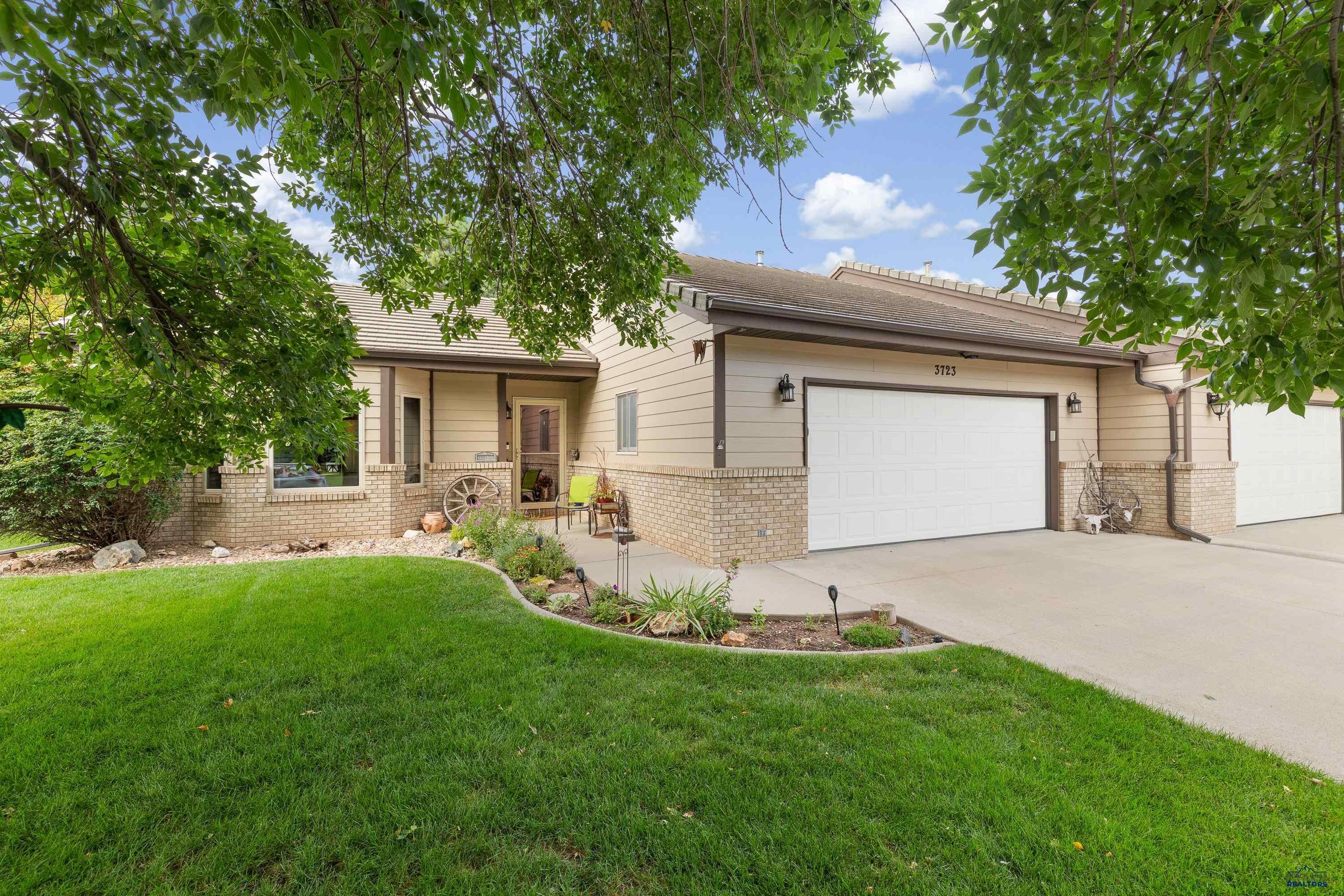 3723 Mulligan Ct — photo