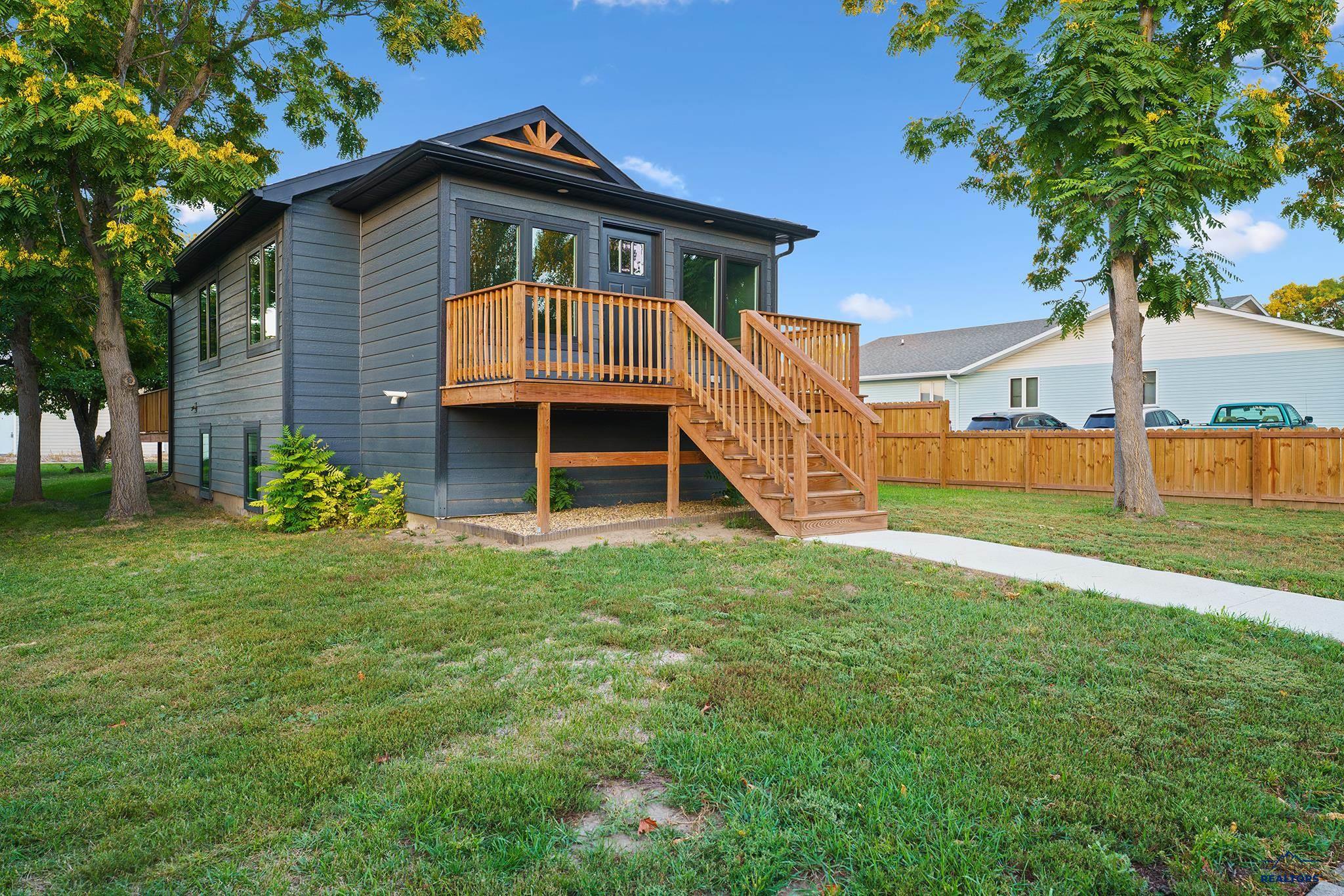 510 E Dakota, Pierre, SD 57501 — photo 2