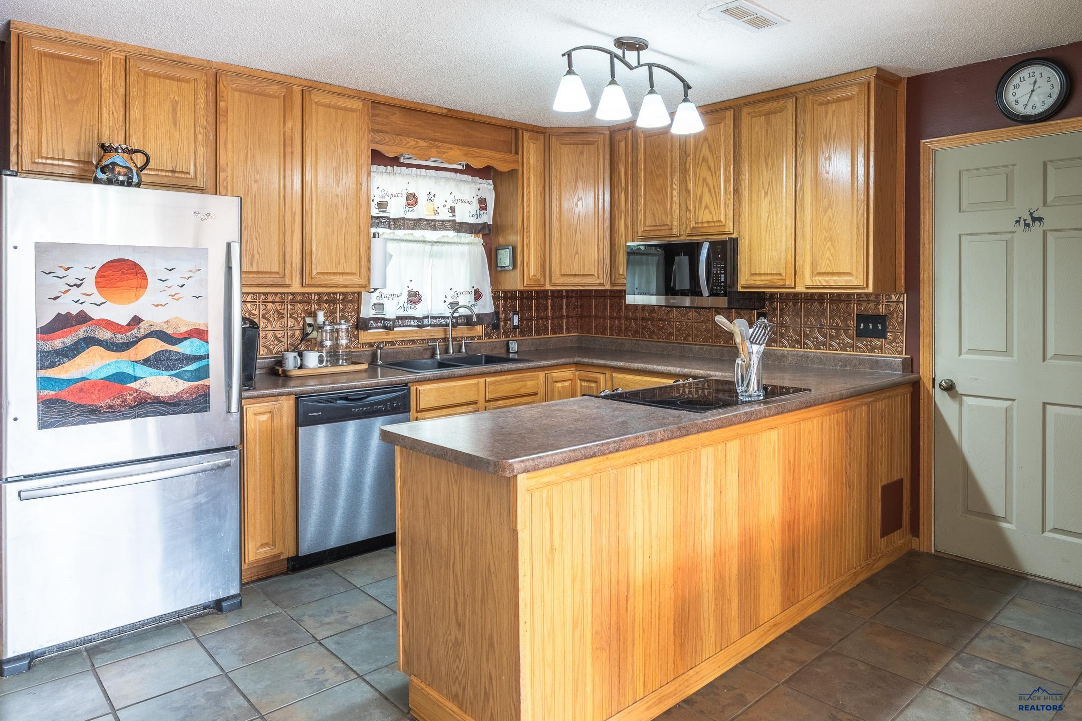 117 St Francis, Rapid City, SD 57701 — photo 3