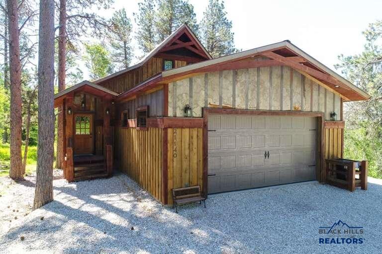 21140 Last Chance Trail — photo