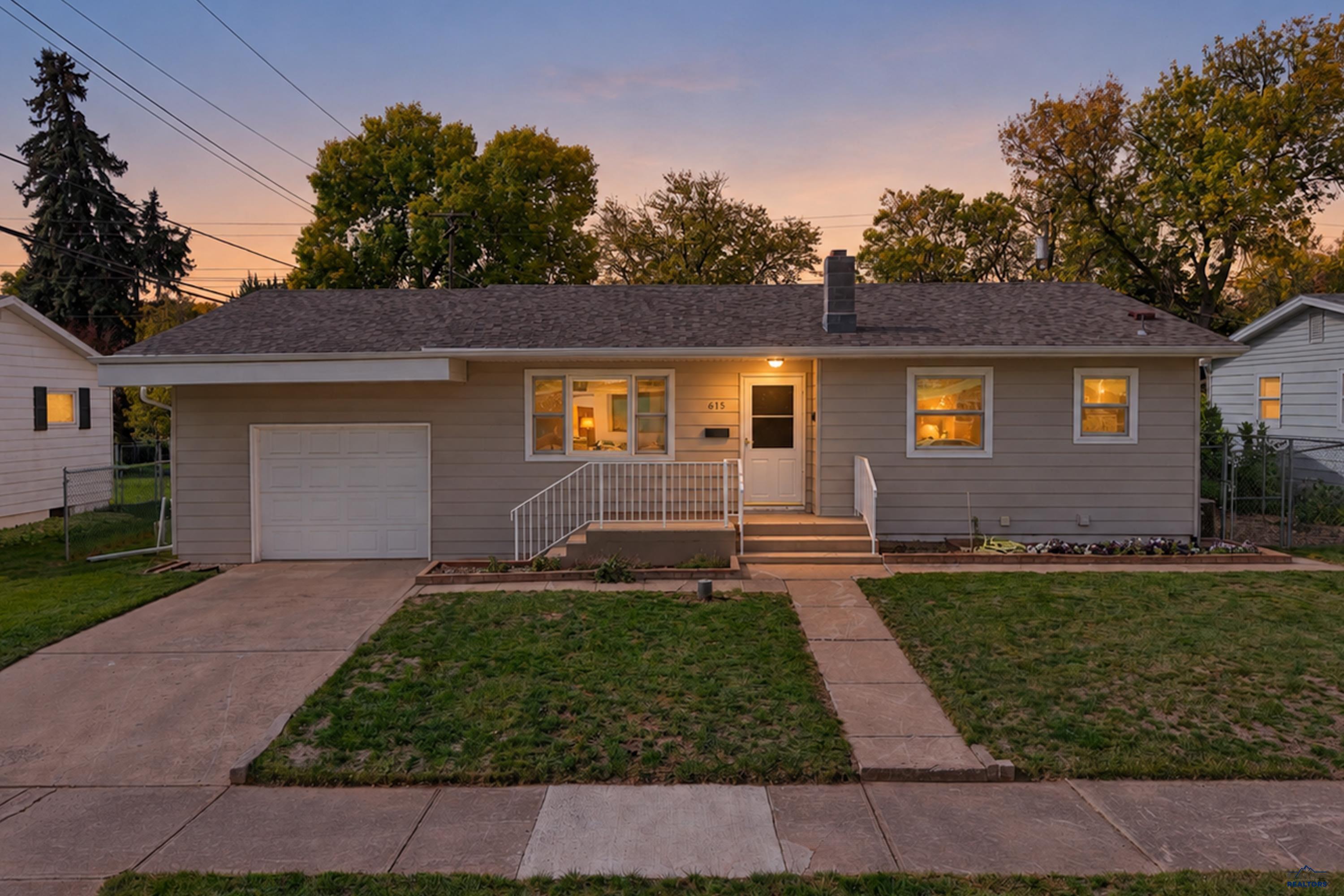 615 Bel Aire Drive — photo