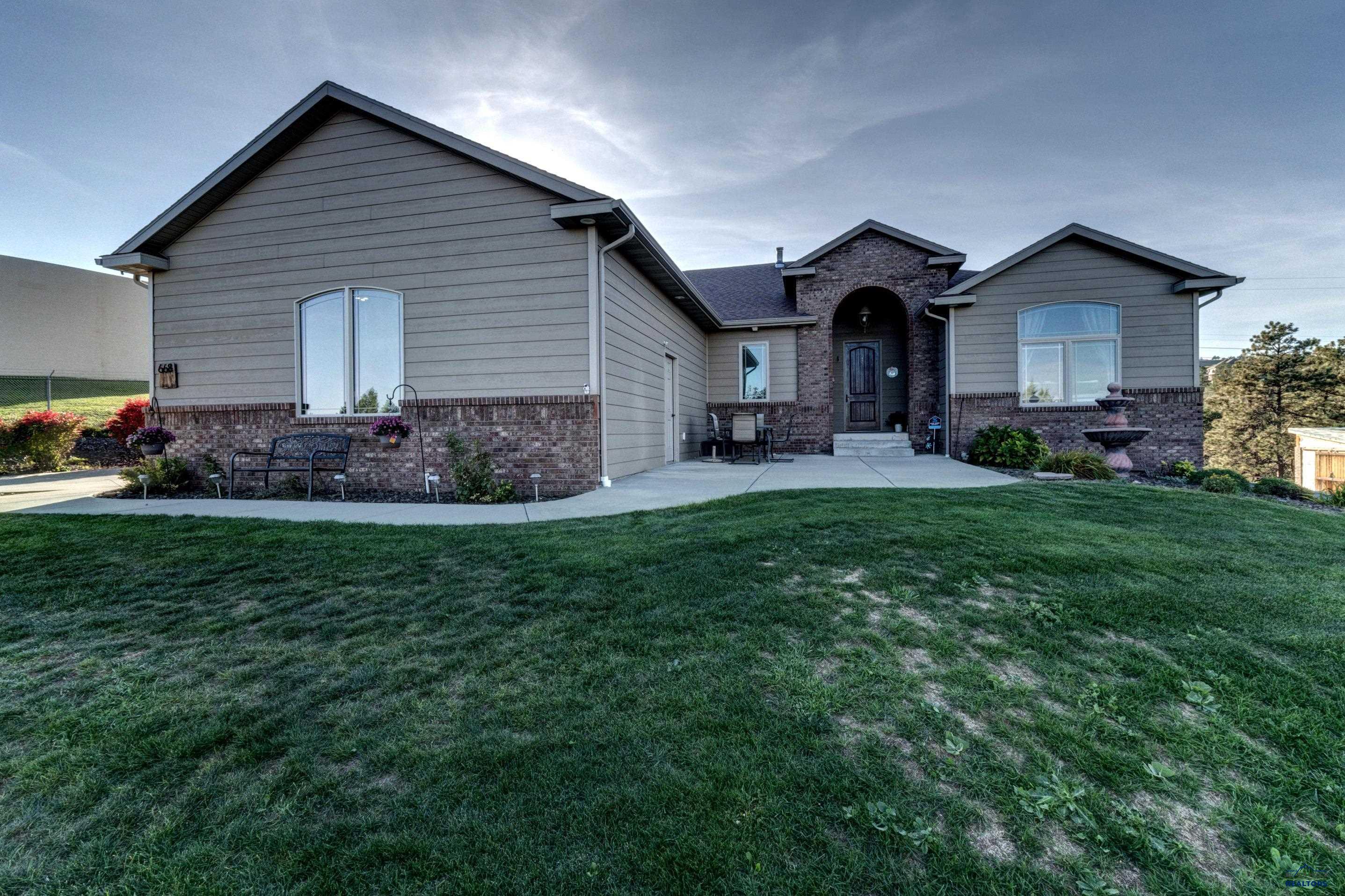 668 Middle Valley Drive, Rapid City, SD 57701 | Realty.com