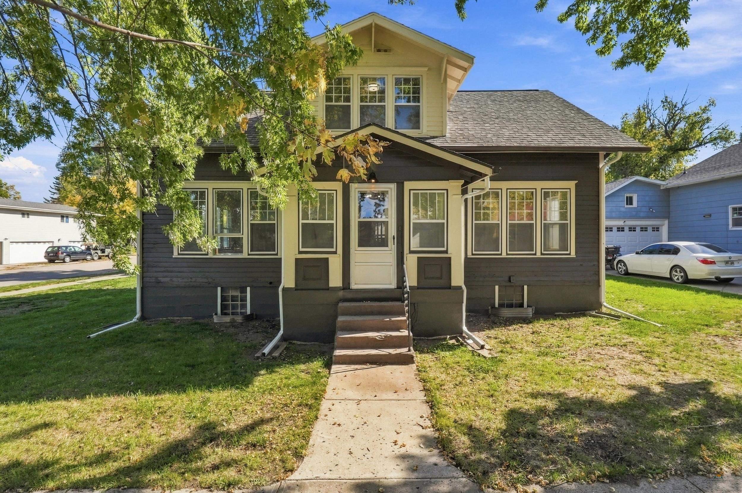 1506 Davenport Street — photo