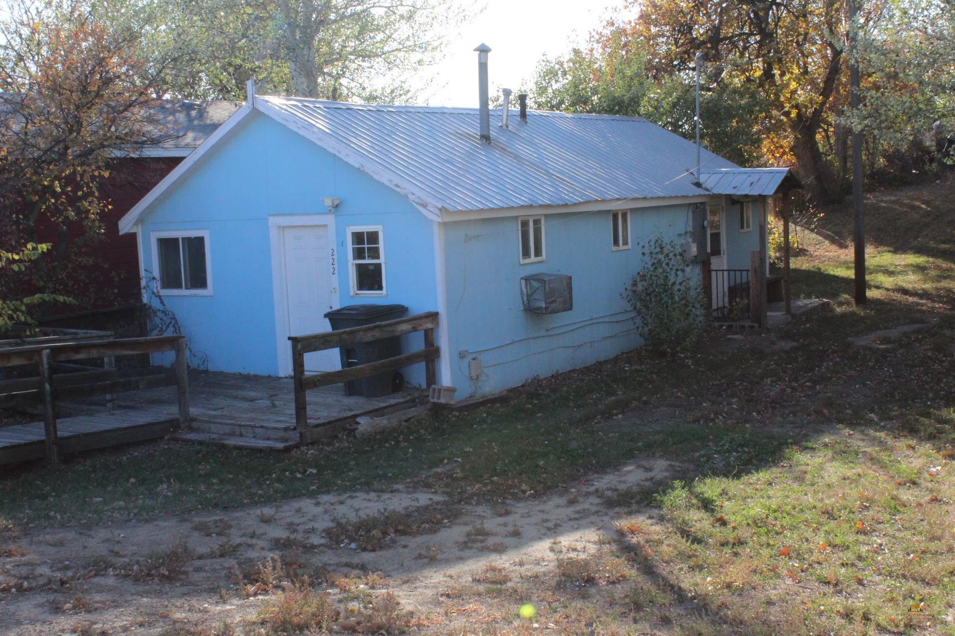 222 7th Avenue, Belle Fourche, SD 57717 — photo 3
