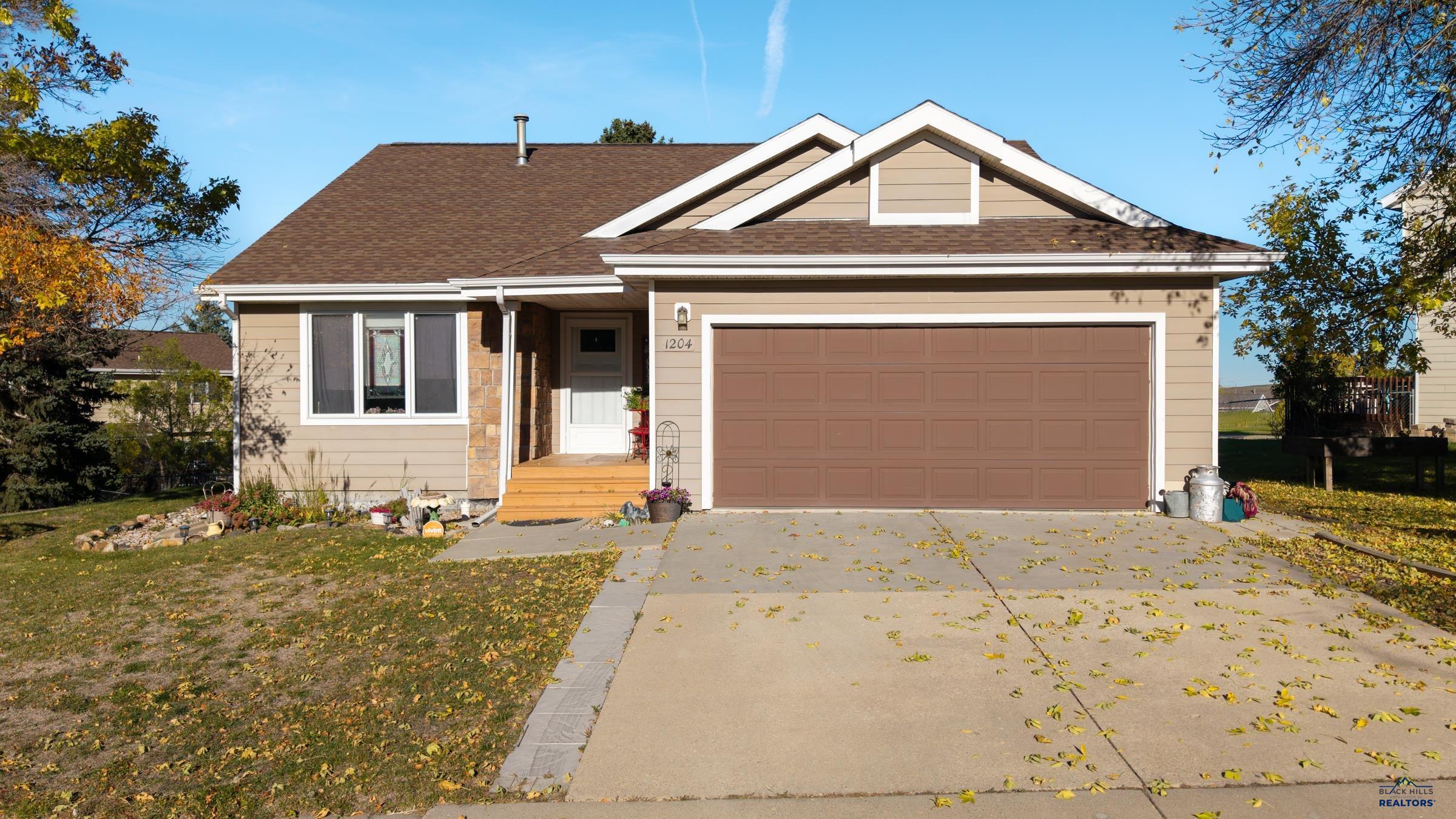 1204 Clover Ridge Drive — photo