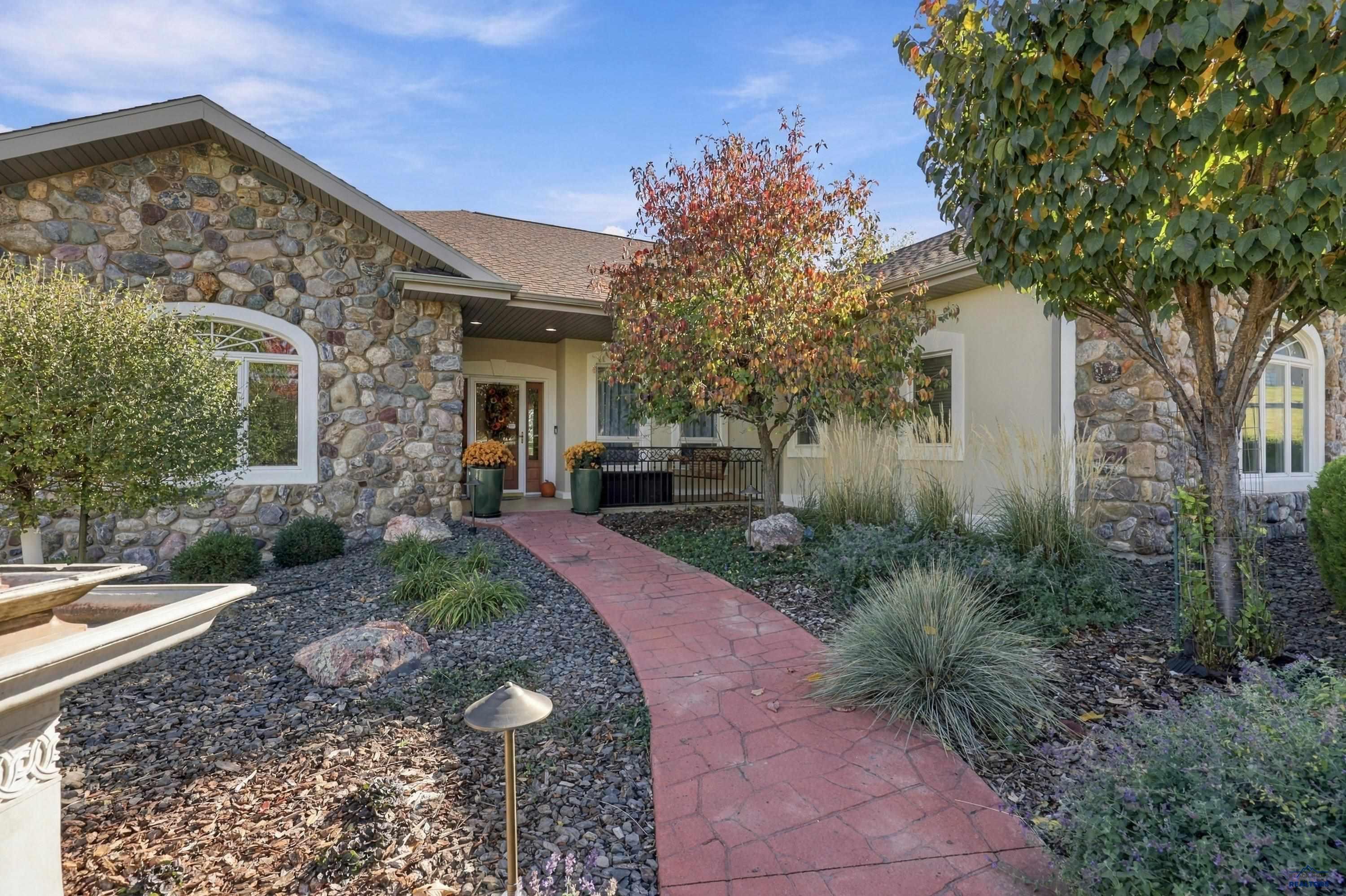 4844 Enchanted Pines Drive — photo