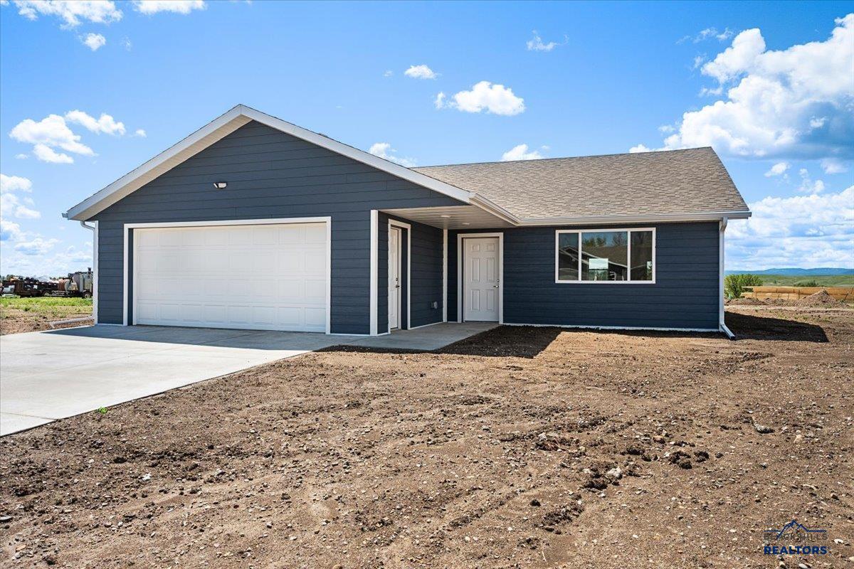 10885 Eagle Court — photo