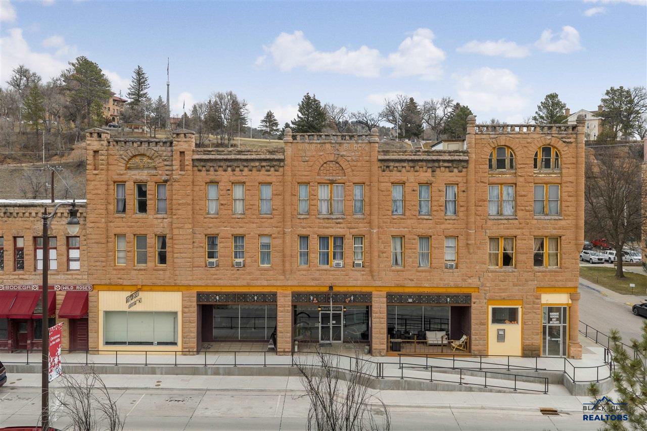 603 N River Street — photo