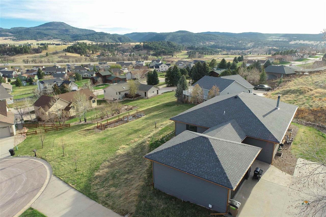 1822 Roundup Circle, Spearfish, SD 57783 — photo 3