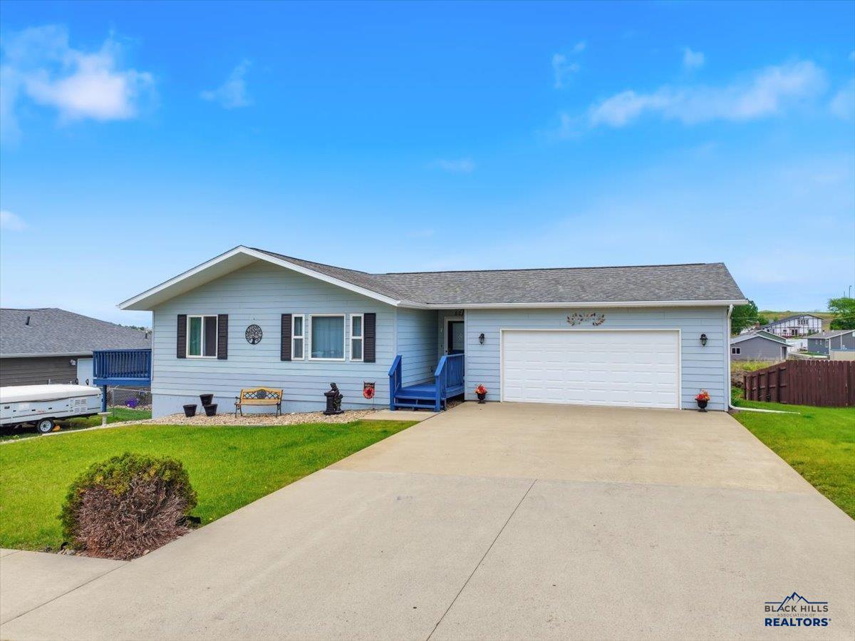 821 Ridgeview, Belle Fourche, SD 57717 — photo 3