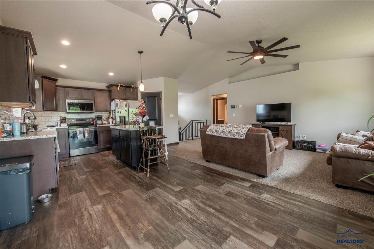579 Quinton Lane, Box Elder, SD 57719 — photo 3
