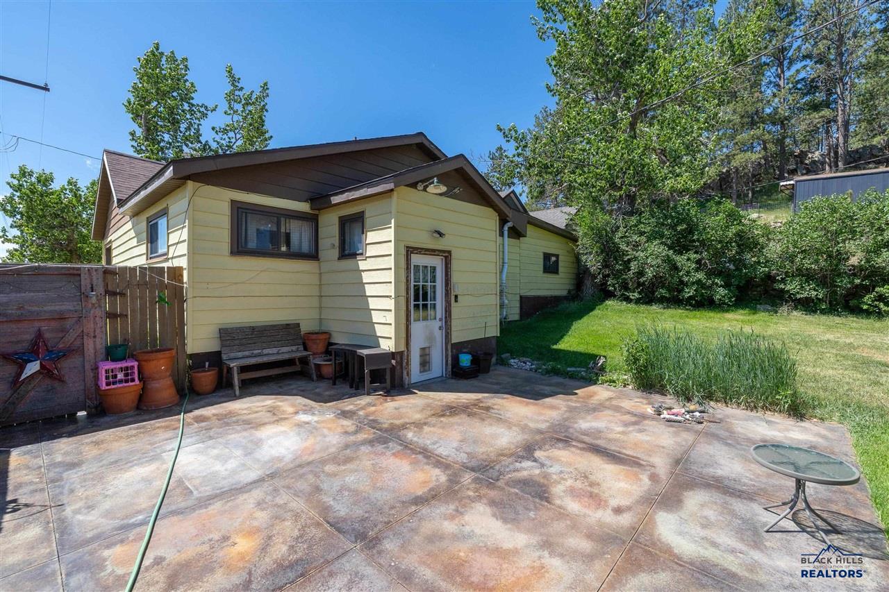 821 Montgomery Street, Custer, SD 57730 — photo 2