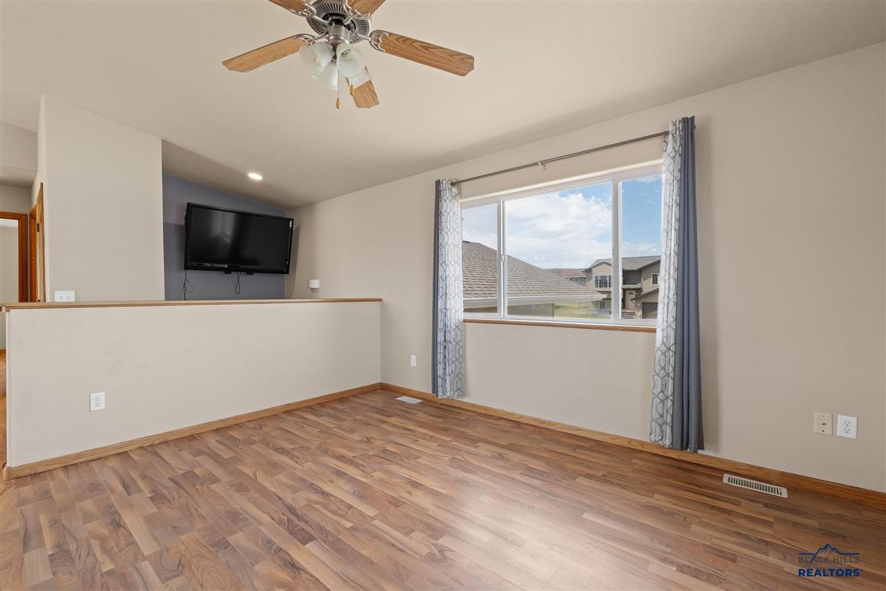 740 Beartooth Loop, Box Elder, SD 57719 — photo 3