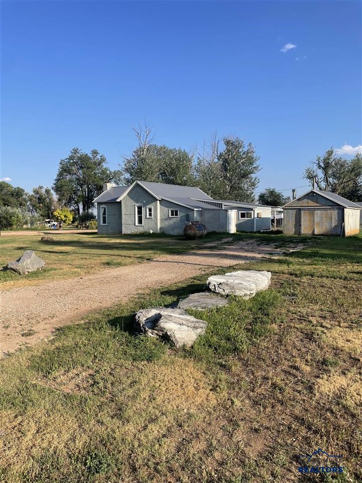 200 S 2nd Street, Hot Springs, SD 57722 — photo 2