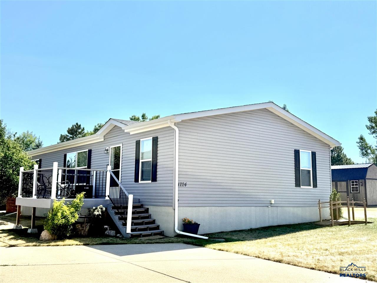 1224 Foothills Drive — photo
