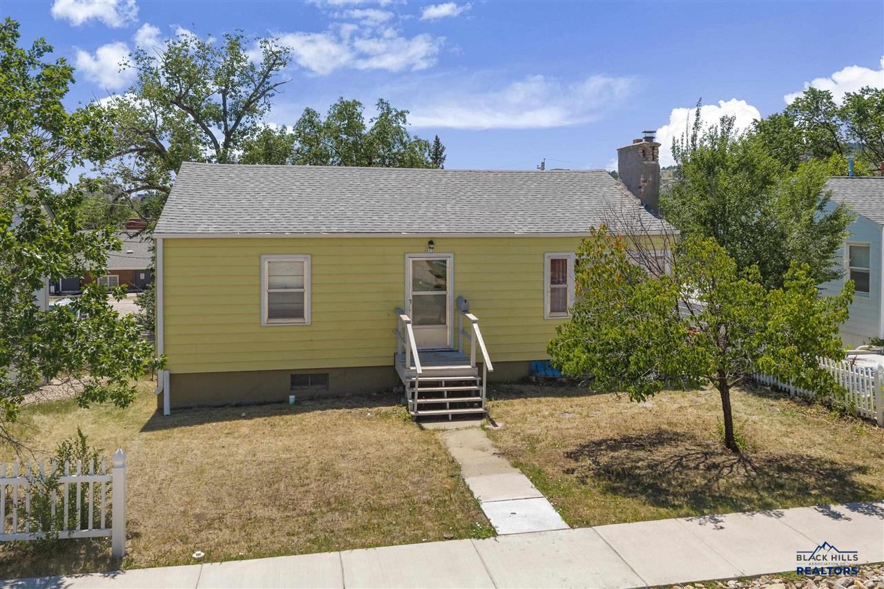 611 St. Patrick Street — photo