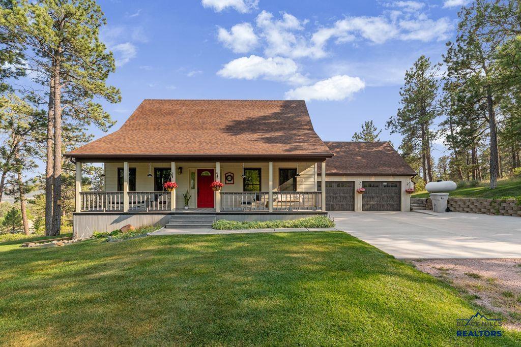 12741 Country Road, Hot Springs, SD 57747