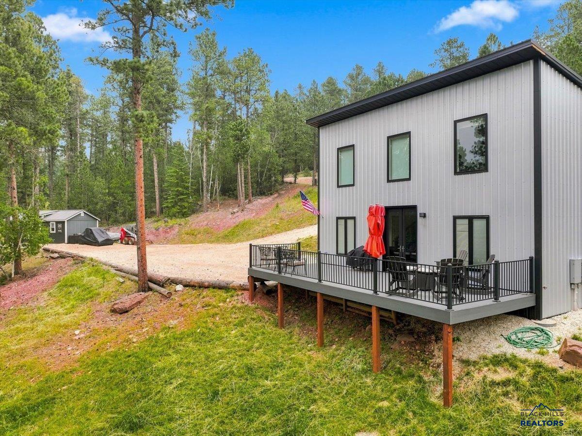 21351 Snowcat Road — photo