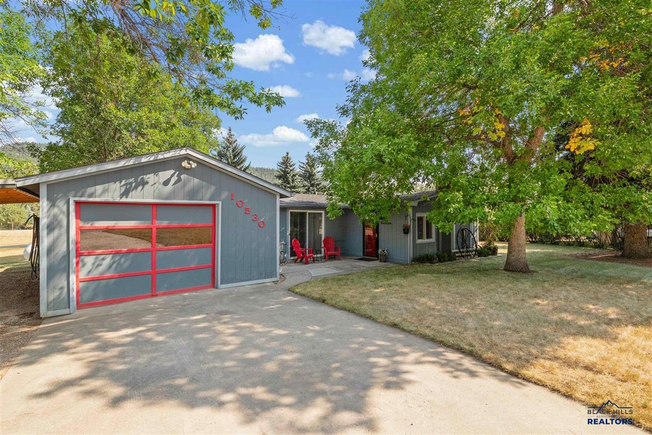 10530 Ashwood Ct — photo