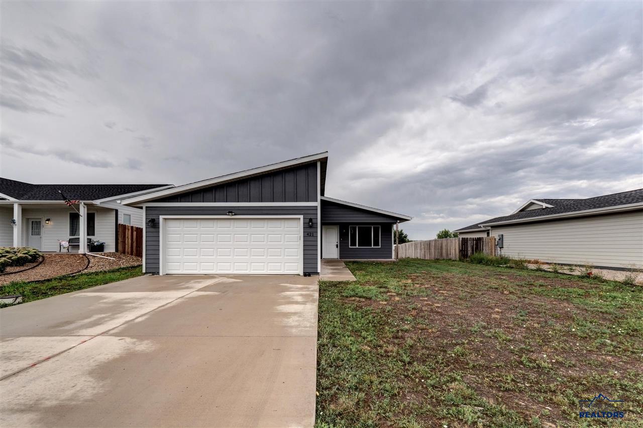 421 Nighthawk Drive — photo