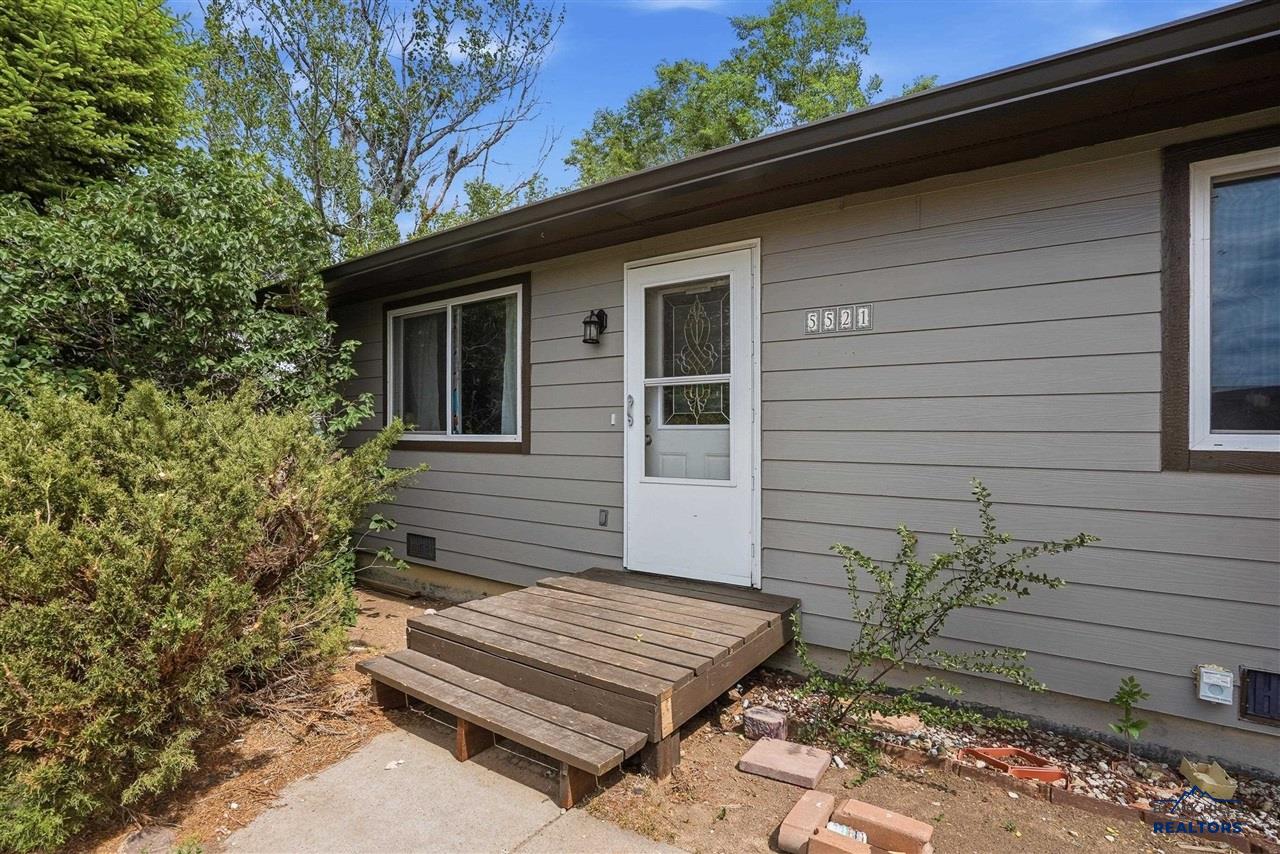 5521 N Pitch Court — photo